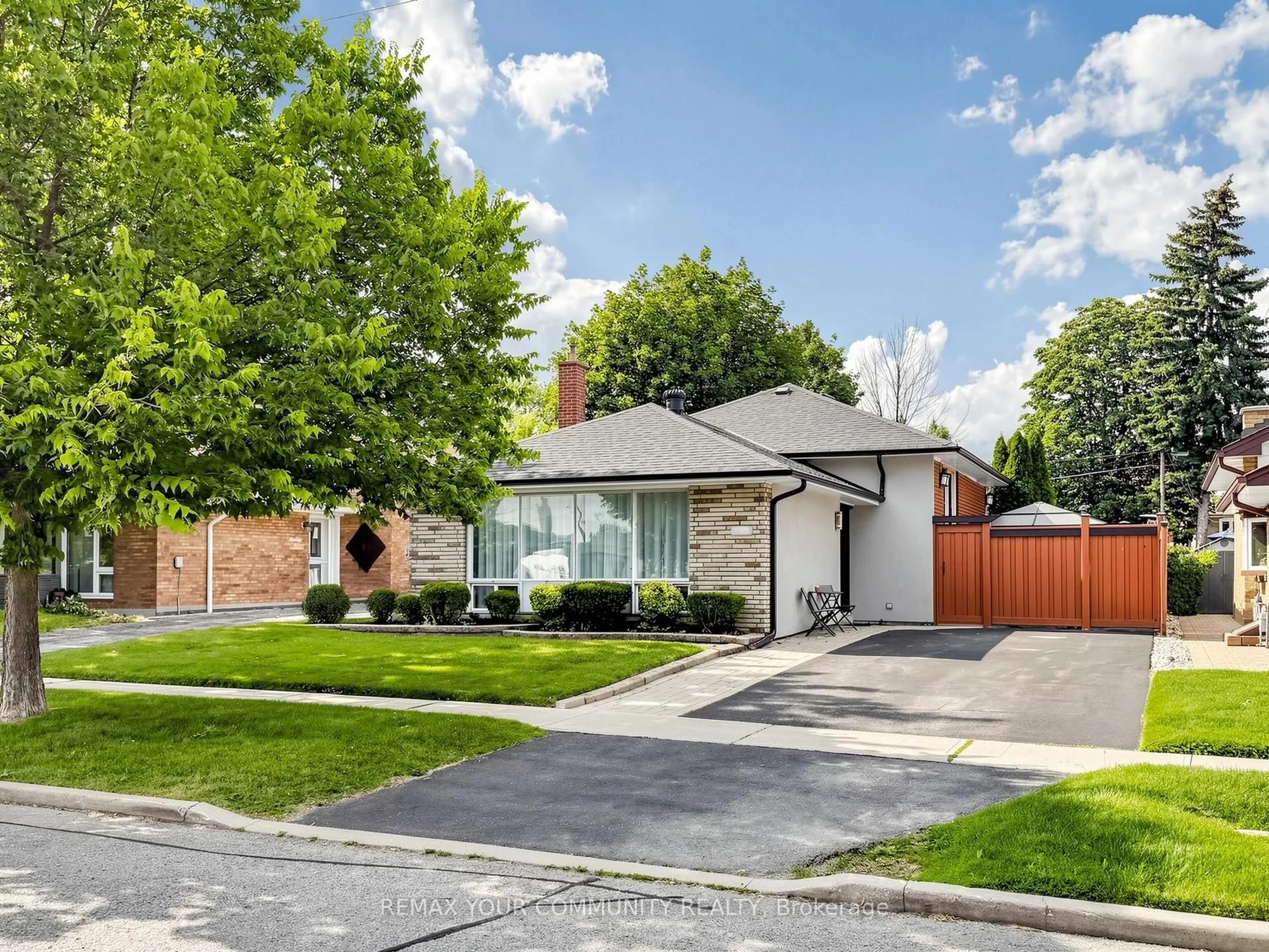 Detached Home For Sale | E13561304