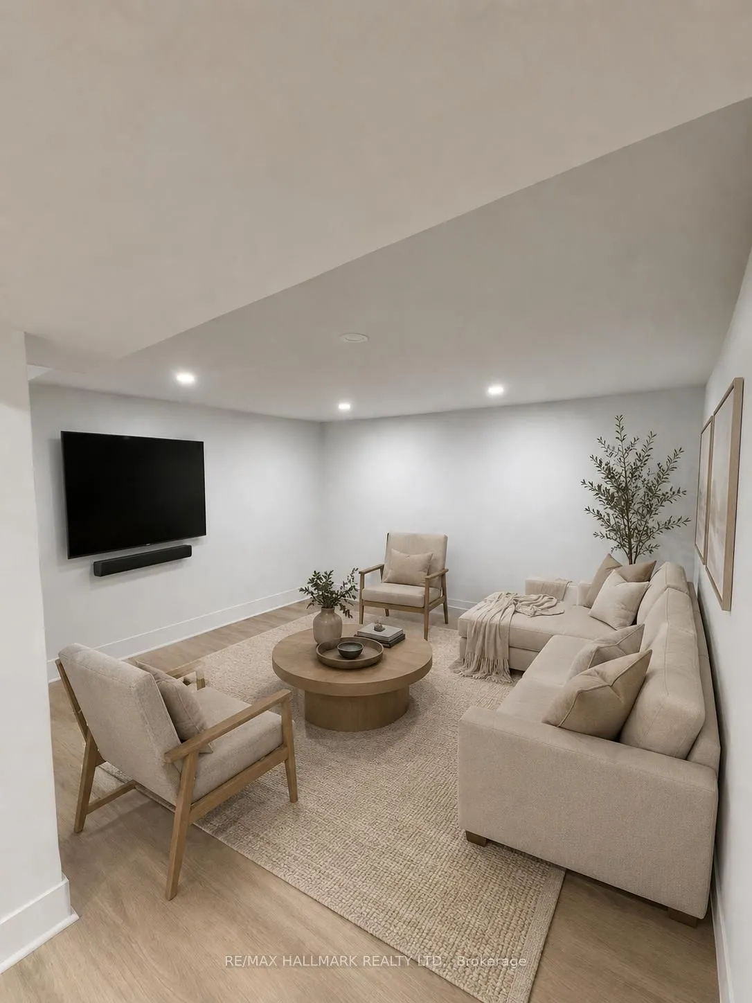 Detached Home For Lease | E13561836