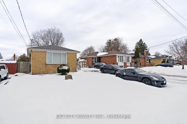 18 Wexford Boulevard Bsmt2, Toronto E04, ON M1R 1L1