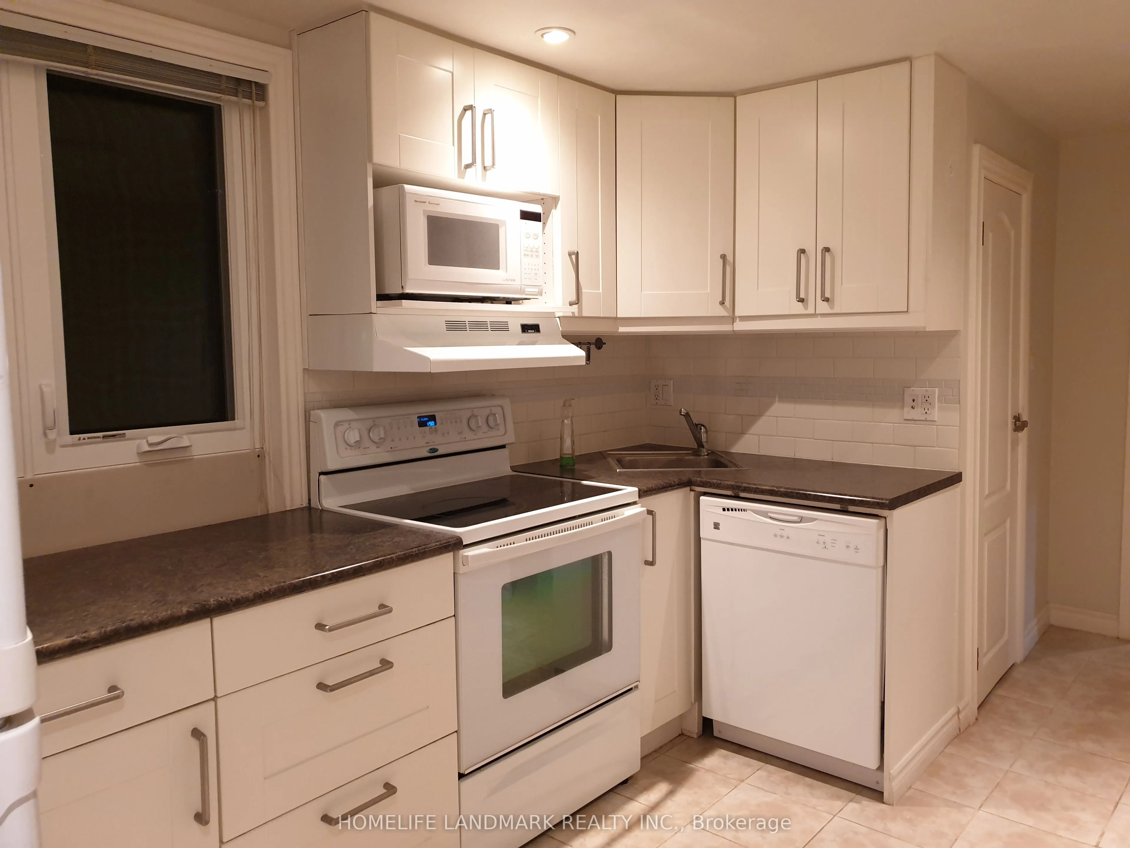 Detached Home For Lease | E13567498