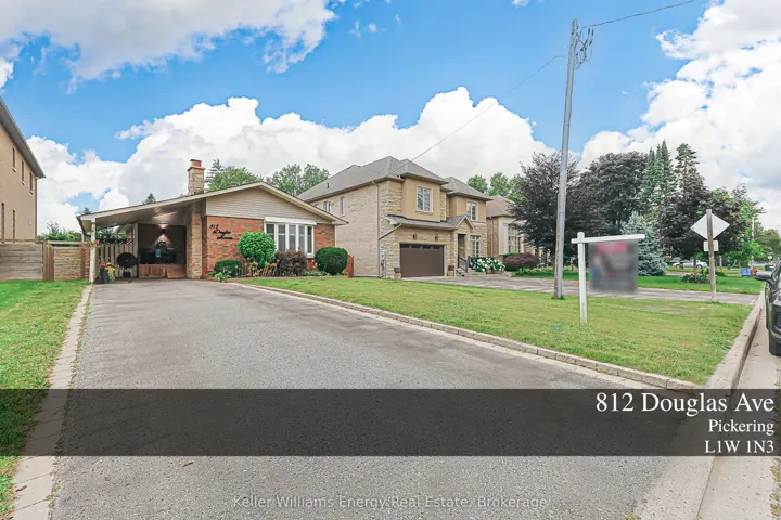 812 Douglas Avenue, Pickering, ON L1W 1N3