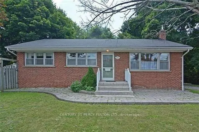 Detached Home For Lease | E13572168
