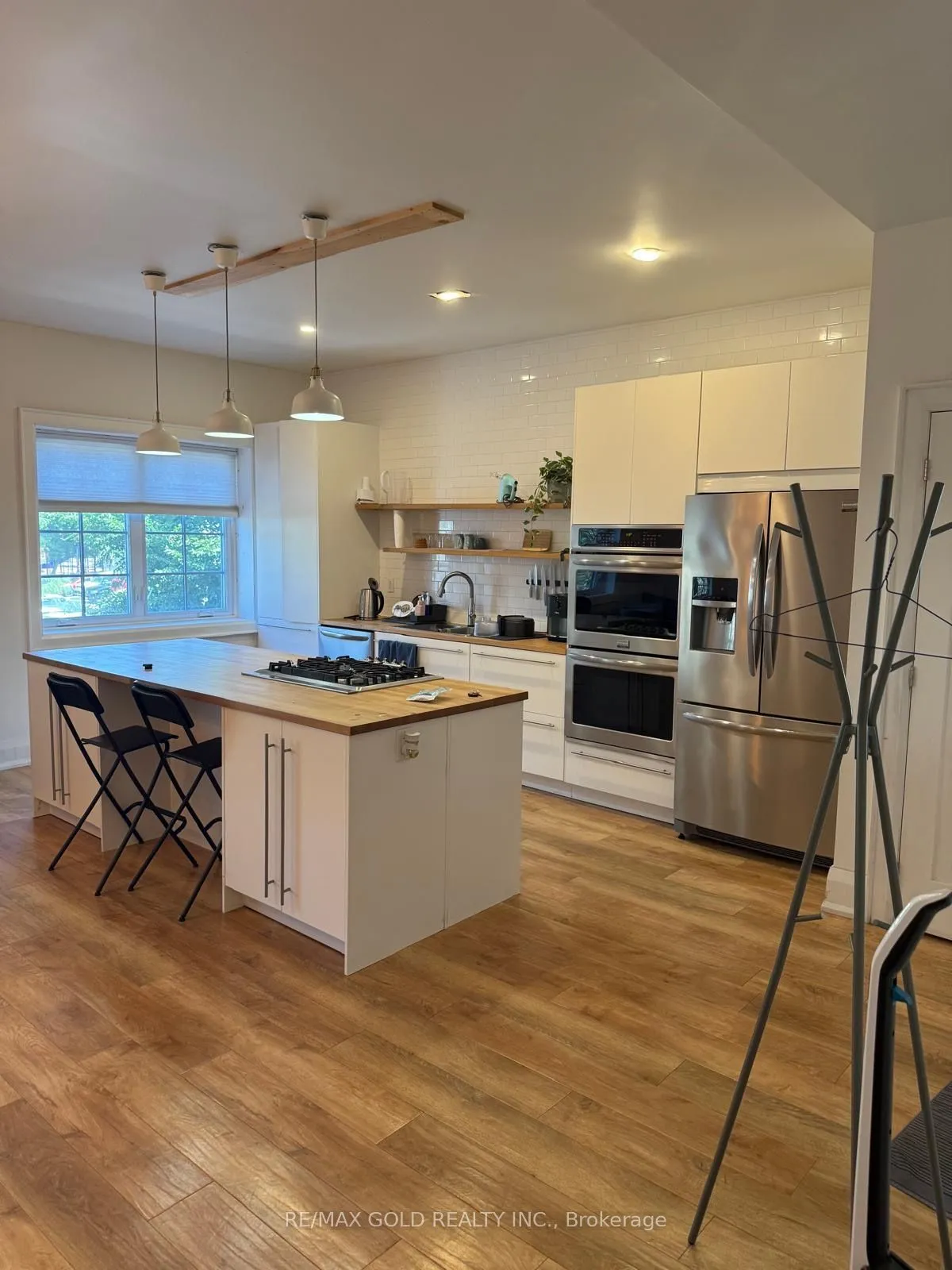 Property For Lease | E13575784