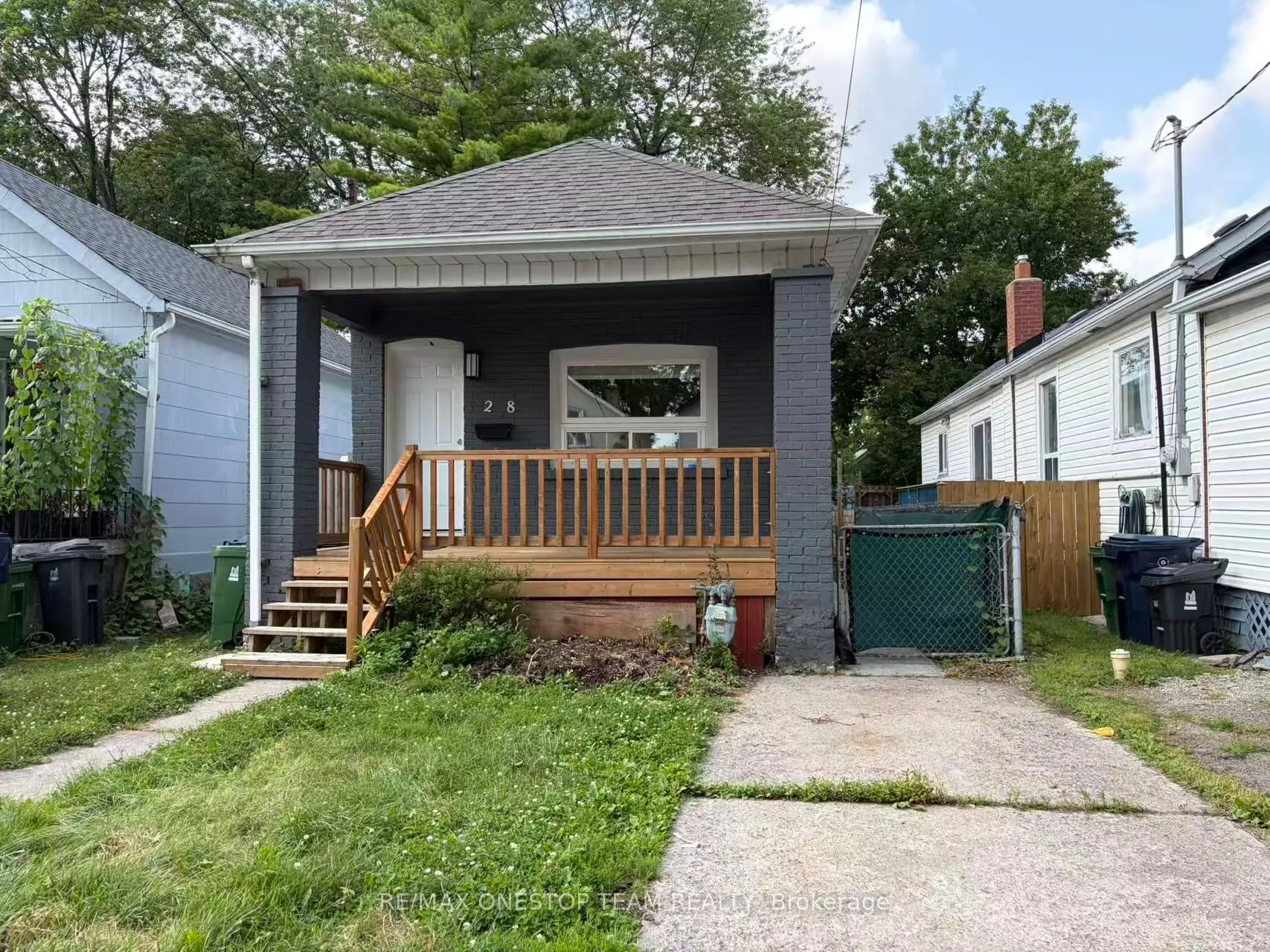 Detached Home For Lease | E13577896