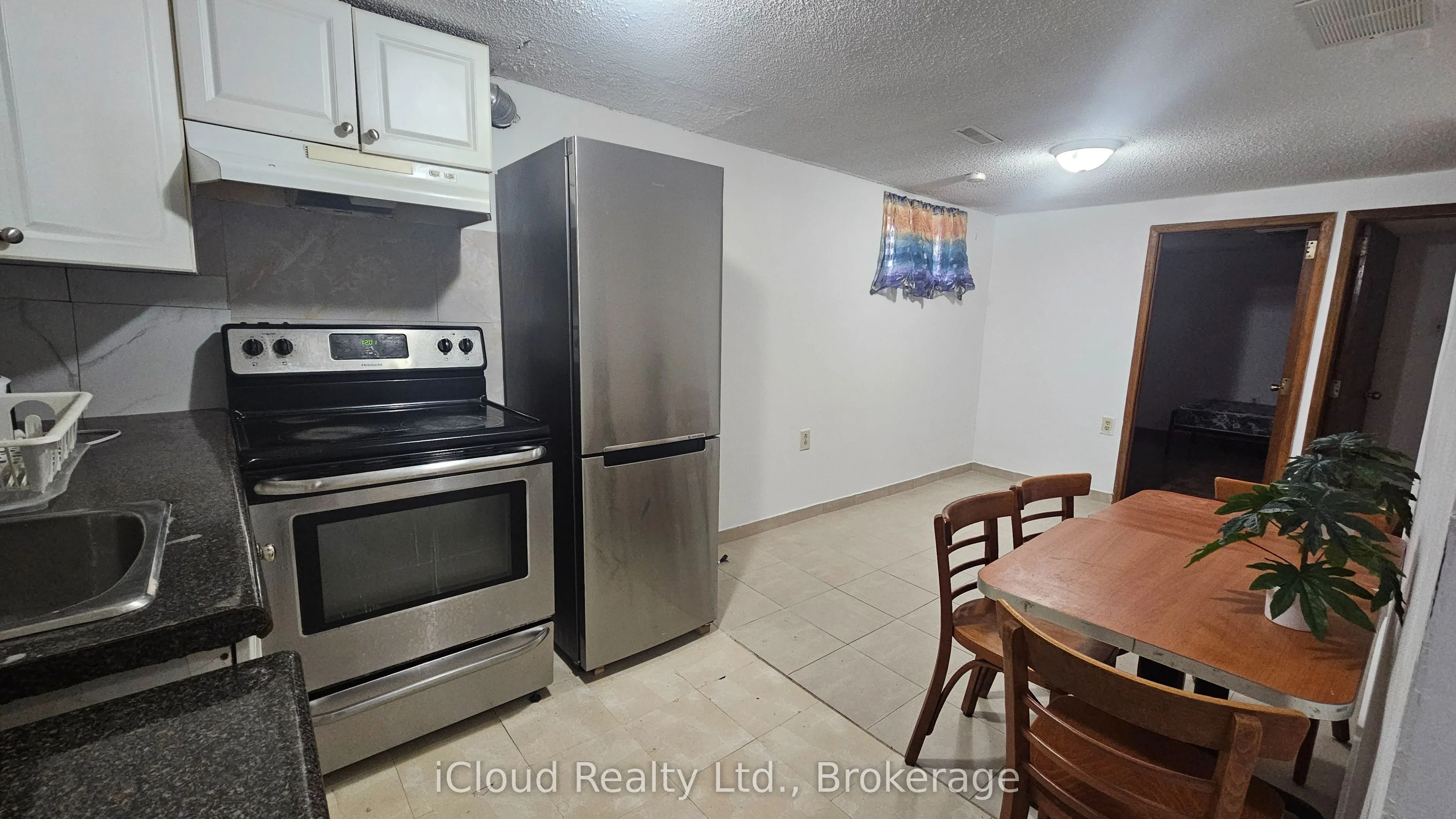 Detached Home For Lease | E13579660