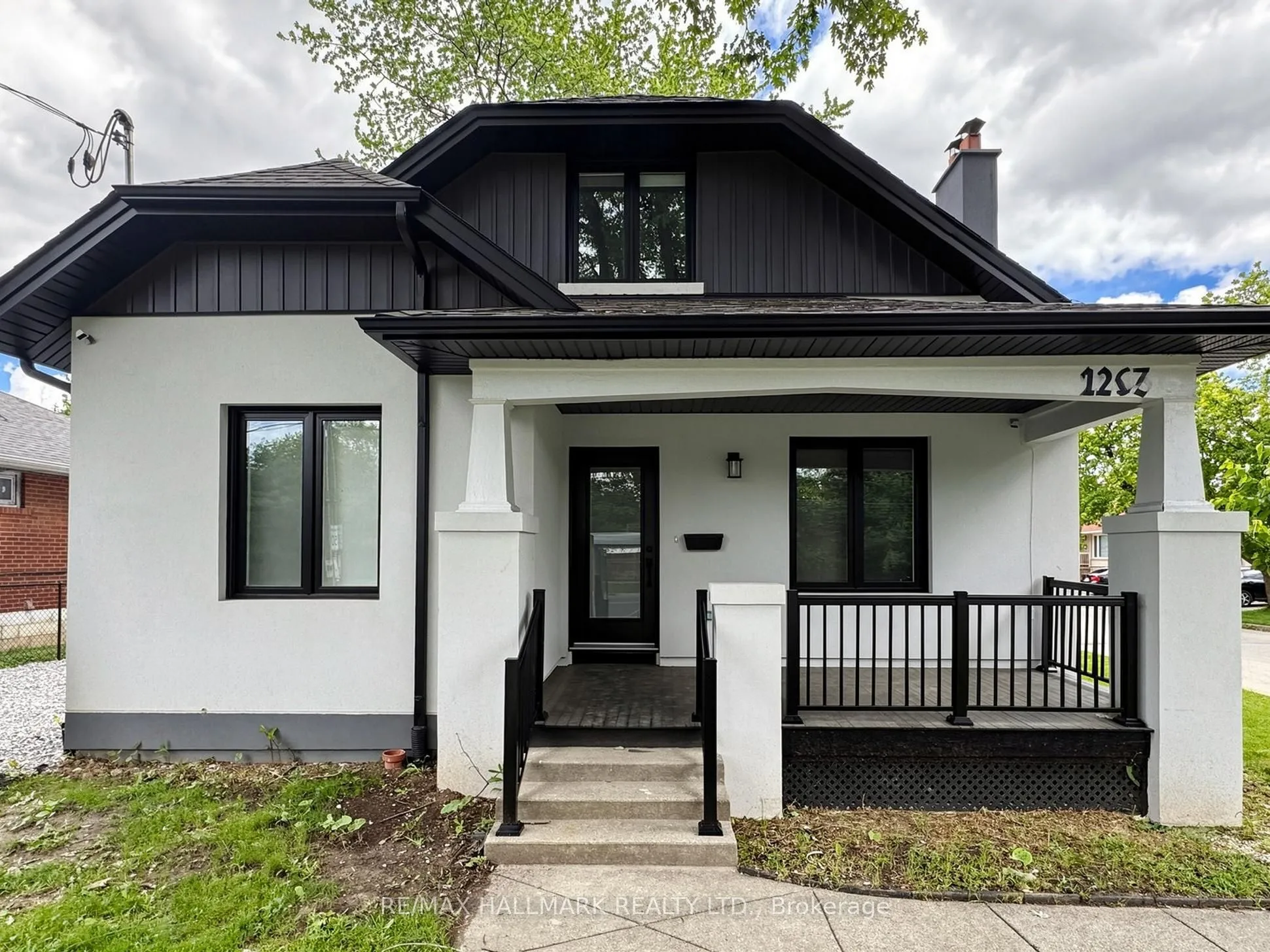 Detached Home For Lease | E13584418