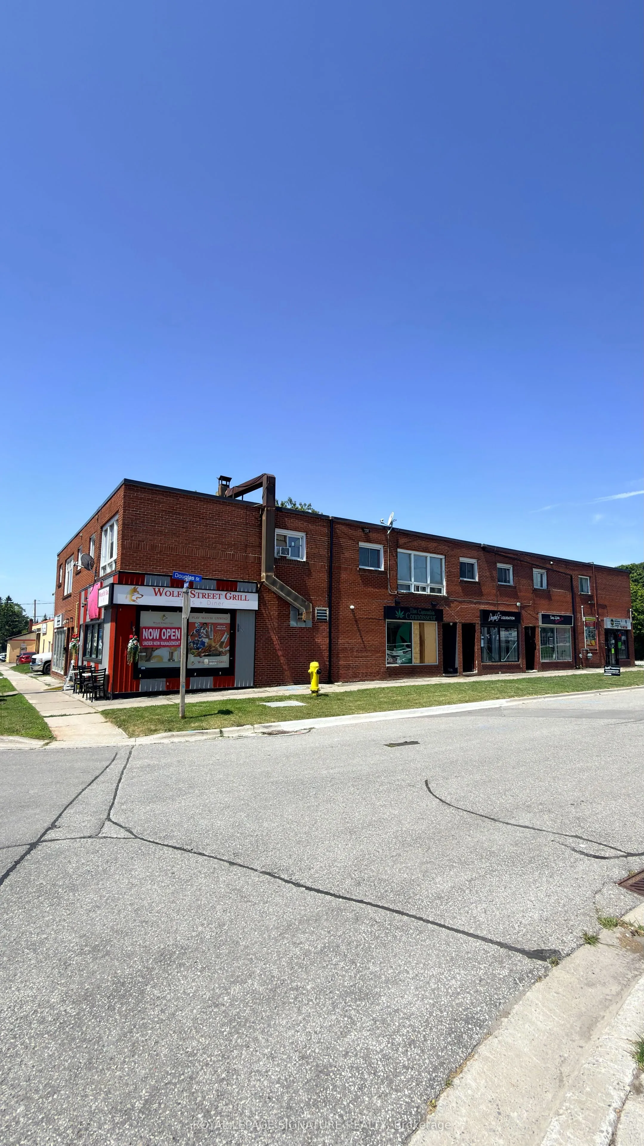 Multiplex For Lease | E13595116