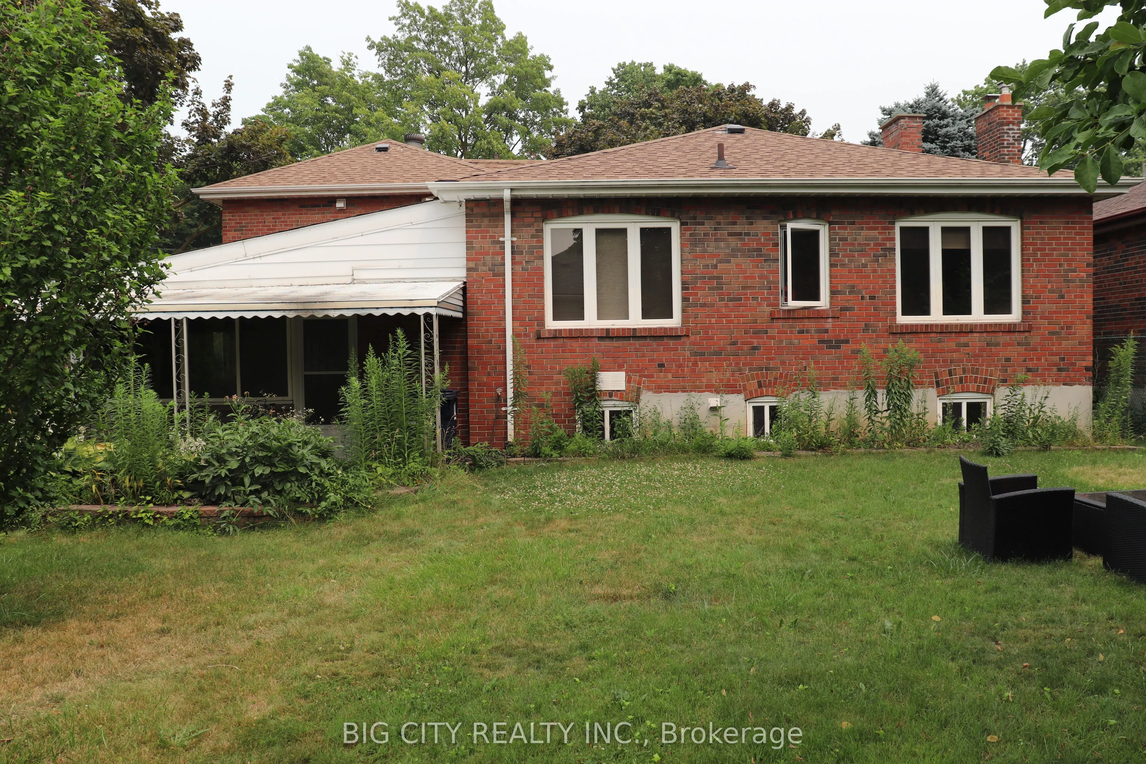 Detached Home For Lease | E13608160