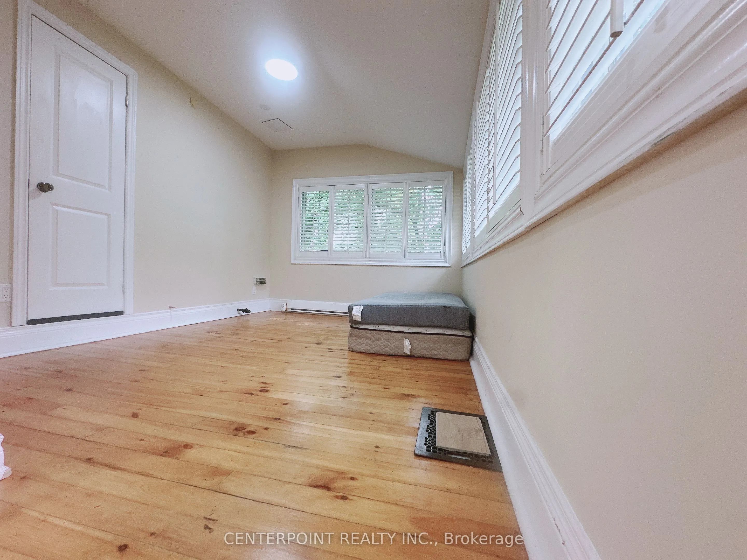 Detached Home For Lease | E13612778