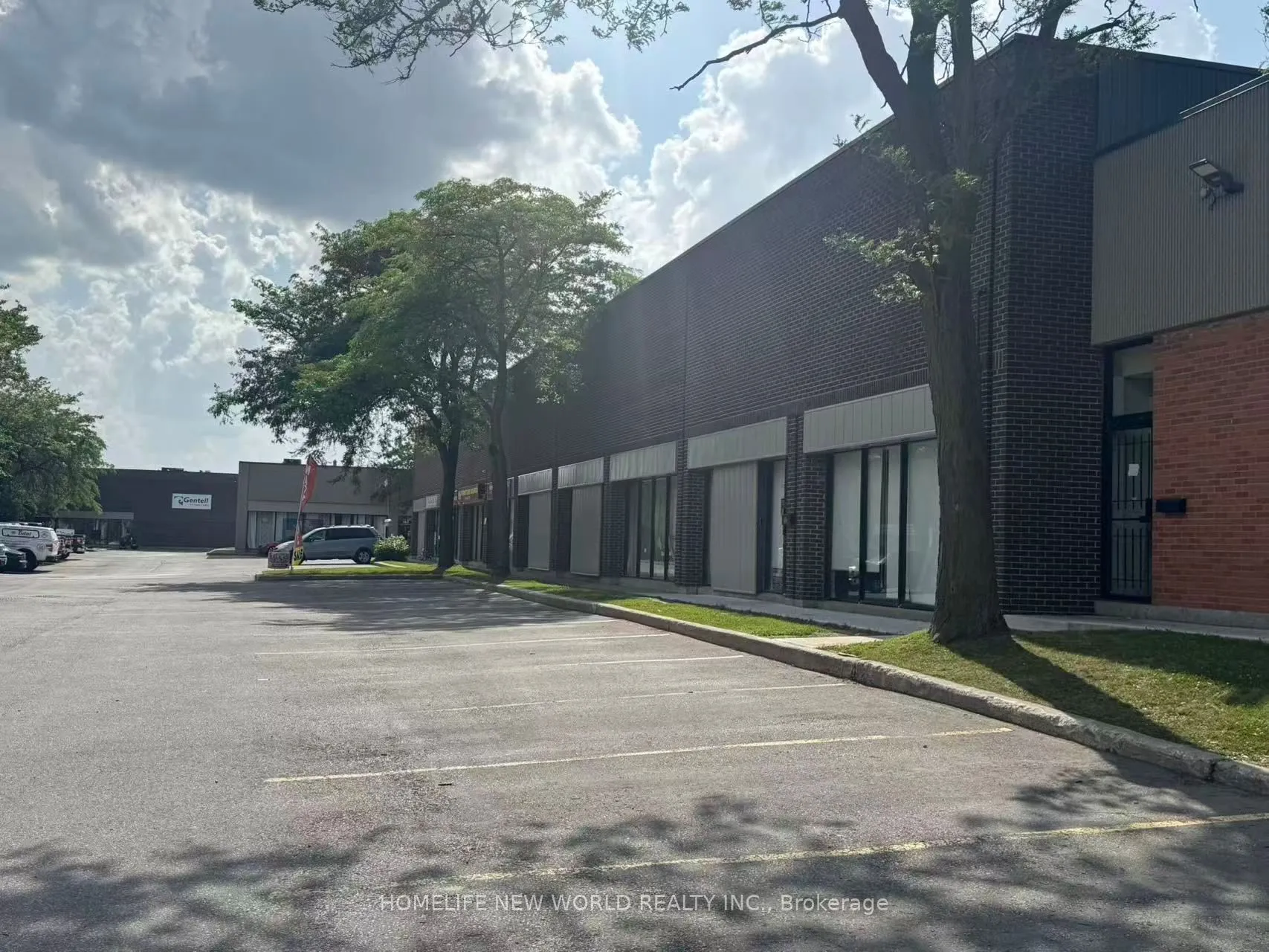 Industrial Property For Lease | E13613162