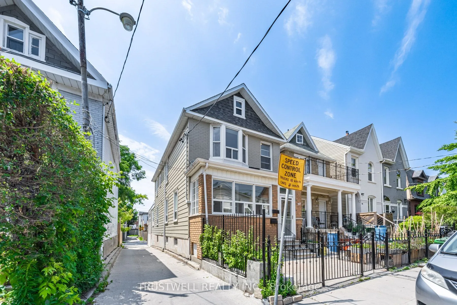 Detached Home For Lease | E13627370