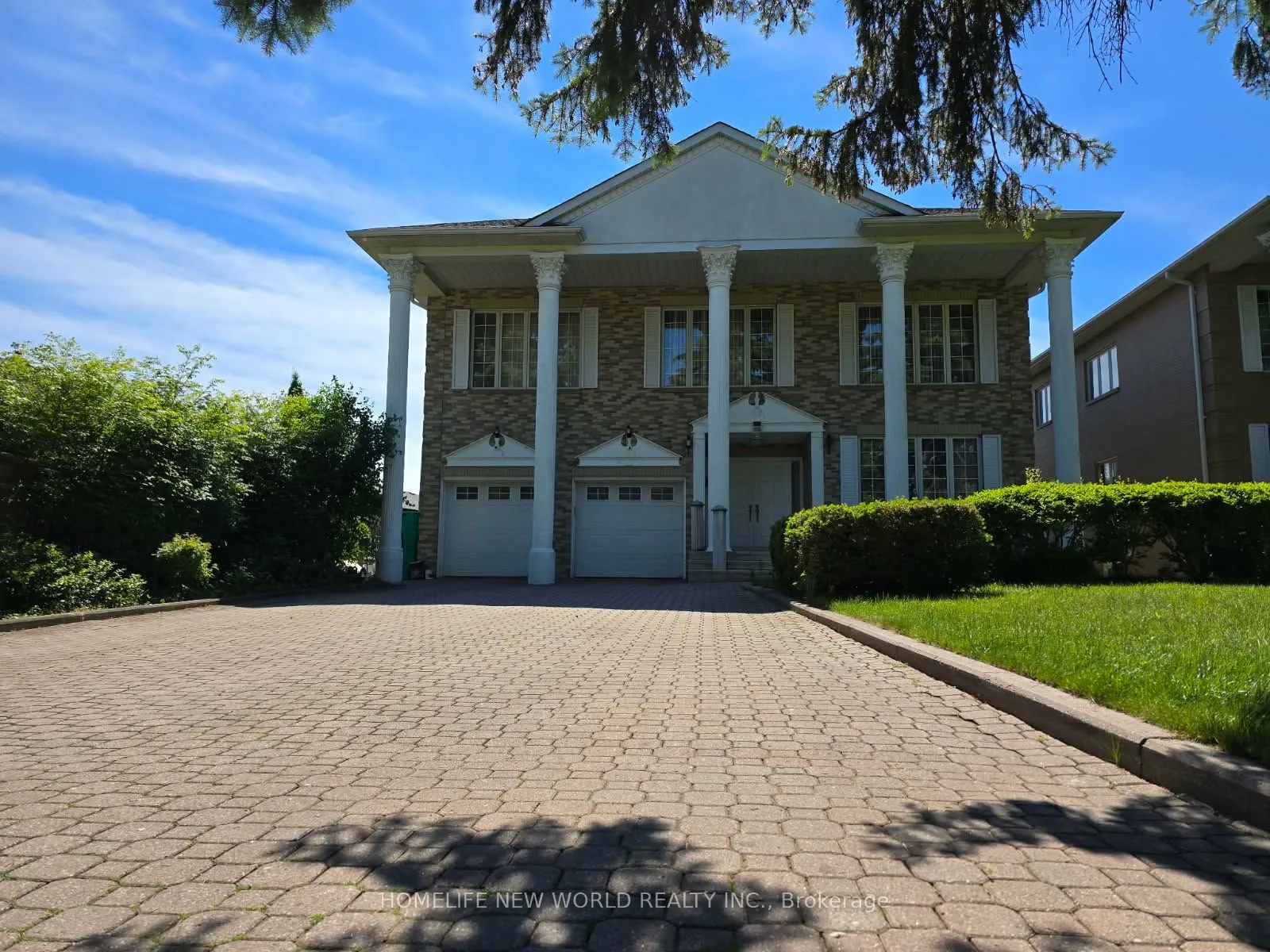 Detached Home For Lease | E13628766