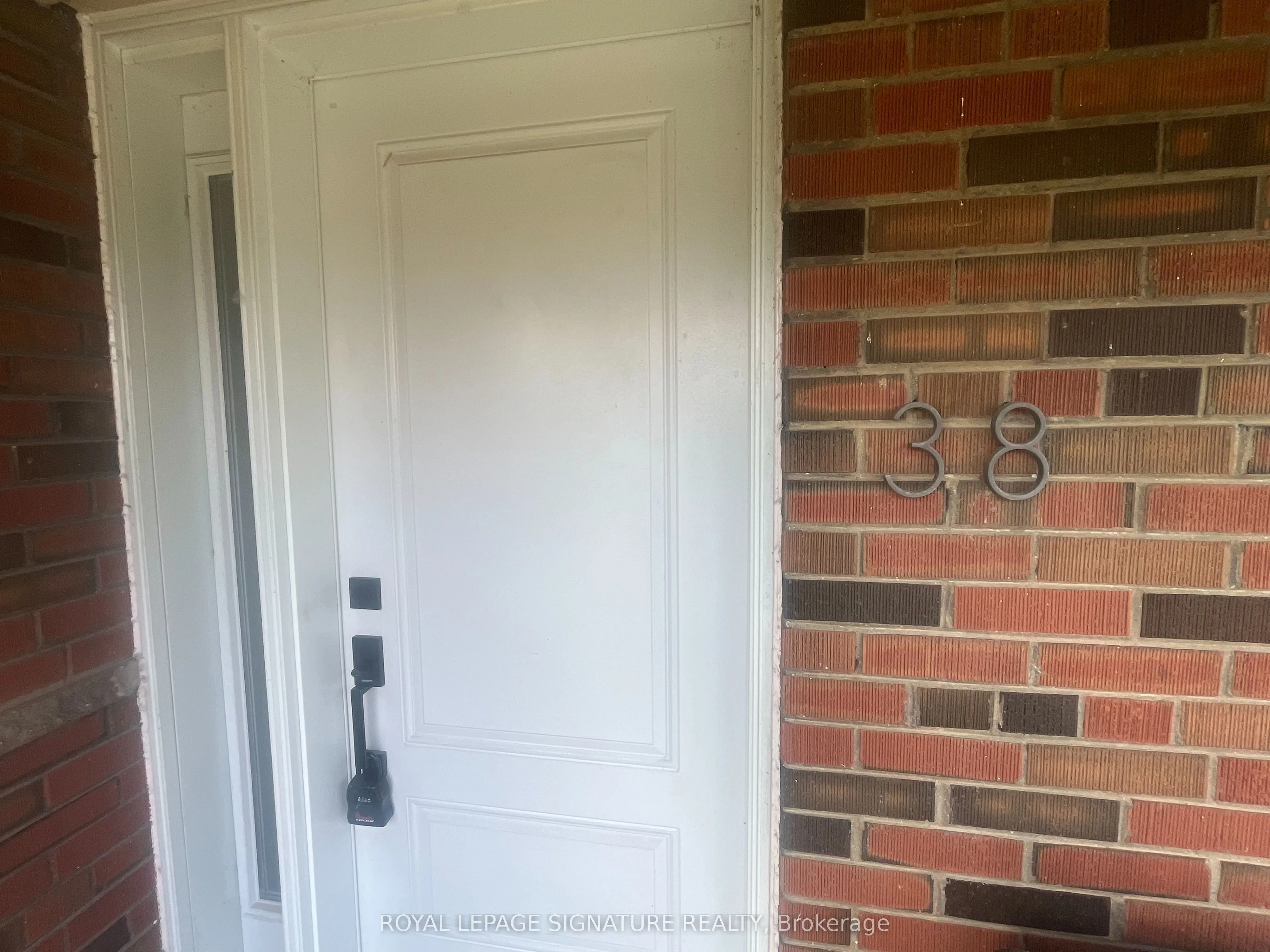 Detached Home For Lease | E13634300