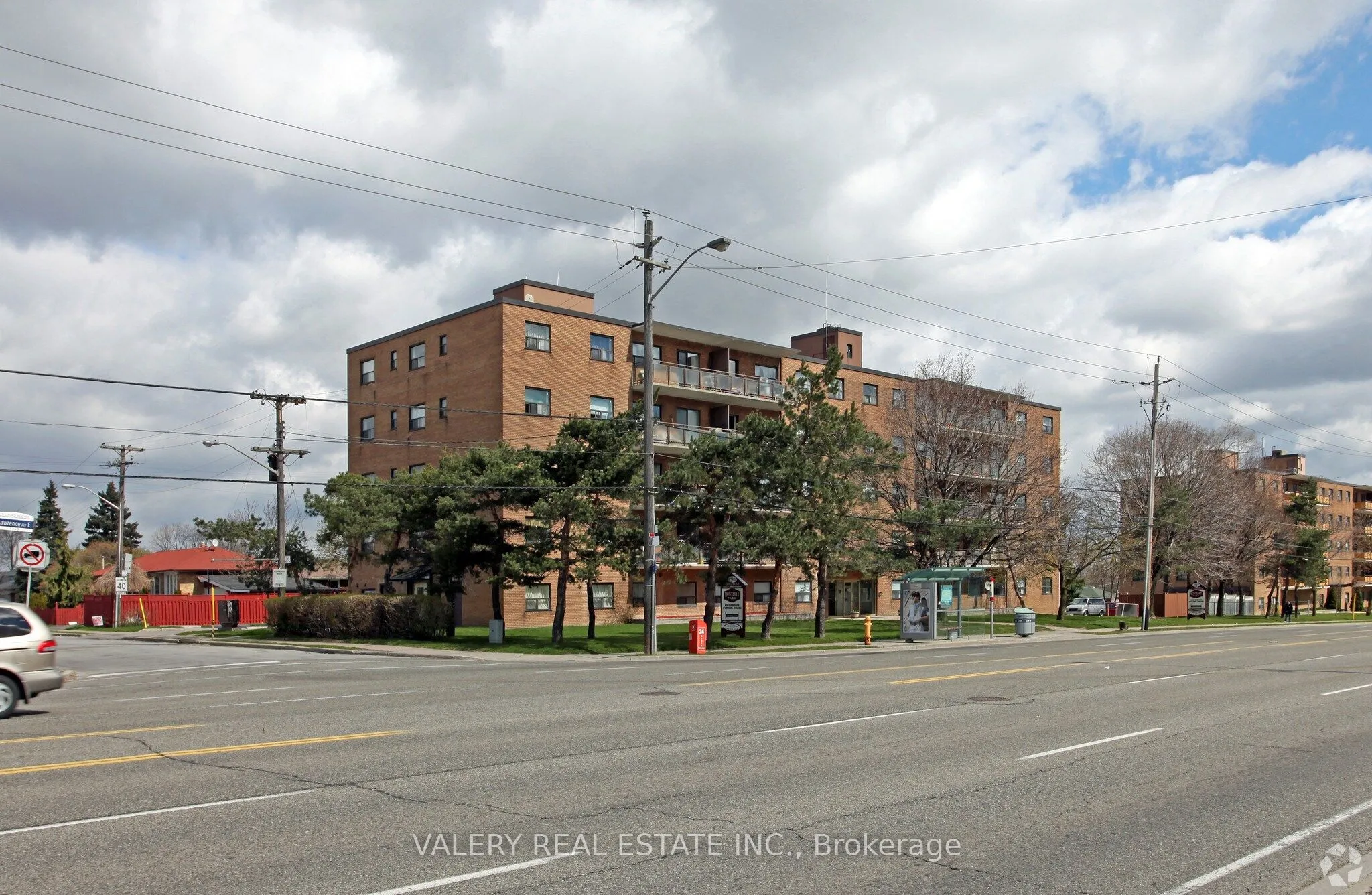 Property For Lease | E13635104