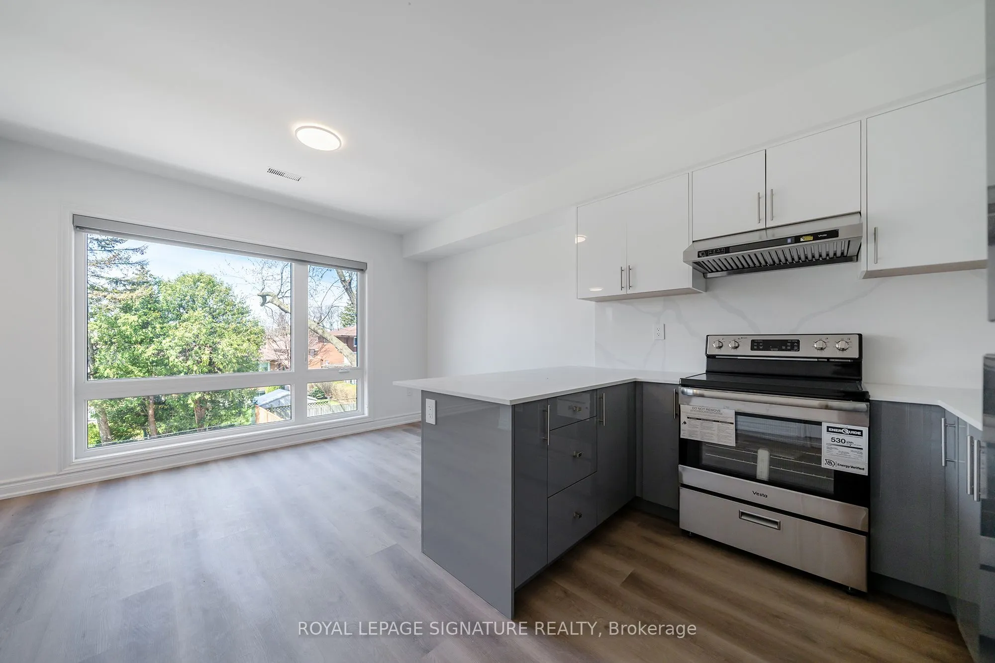 Property For Lease | E13635846