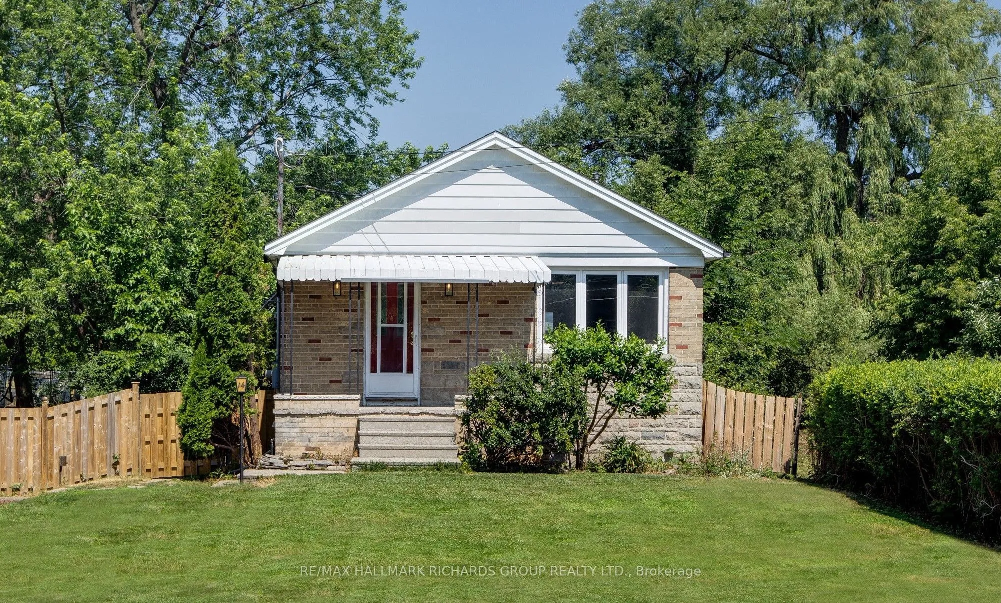 Cottage For Lease | E13639886