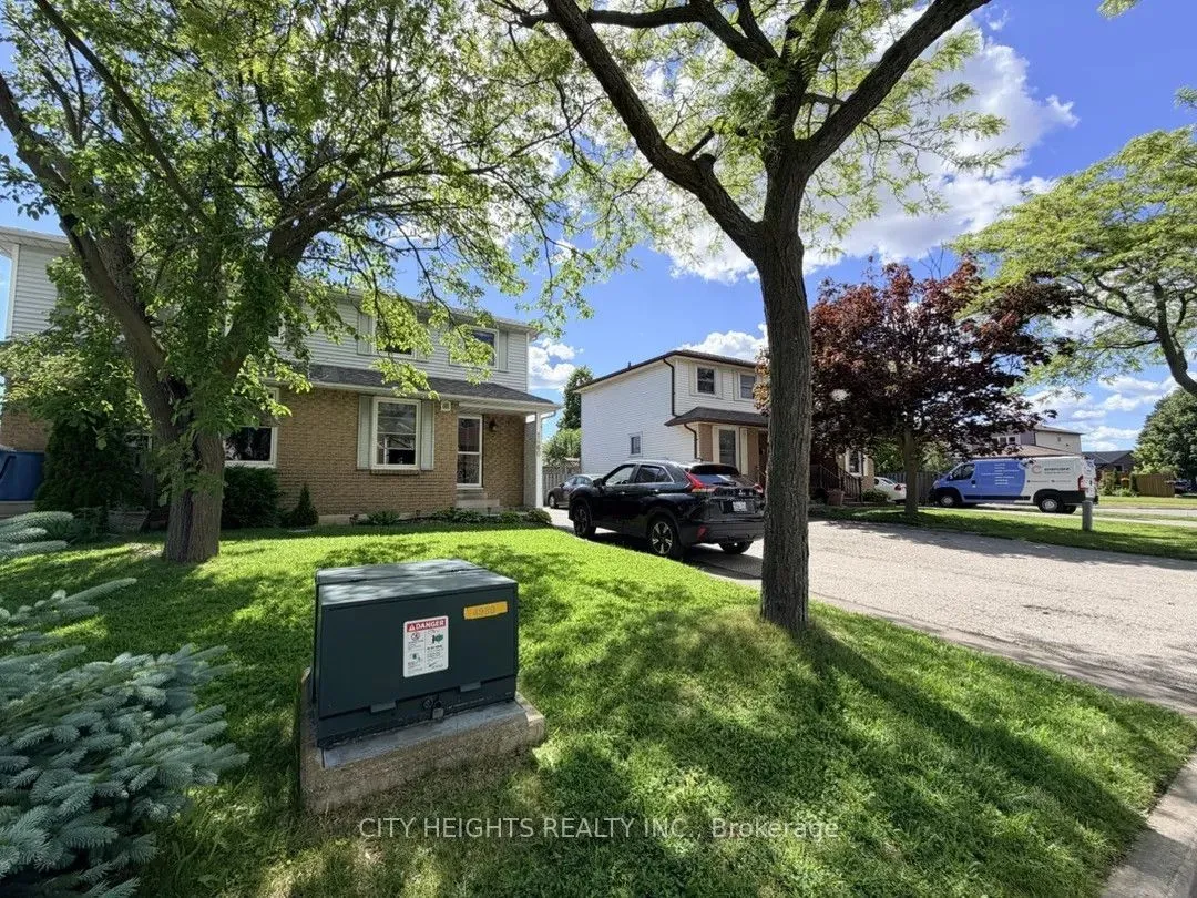 Semi-Detached Home For Lease | E13640730