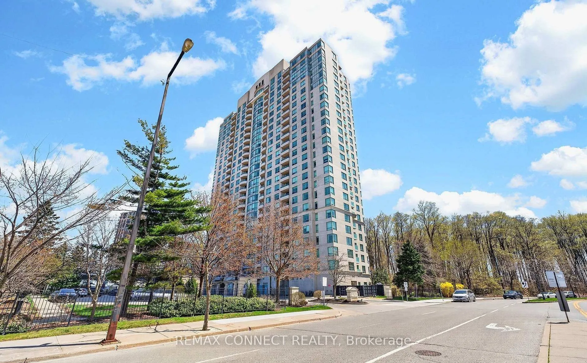 Property For Lease | E13642104