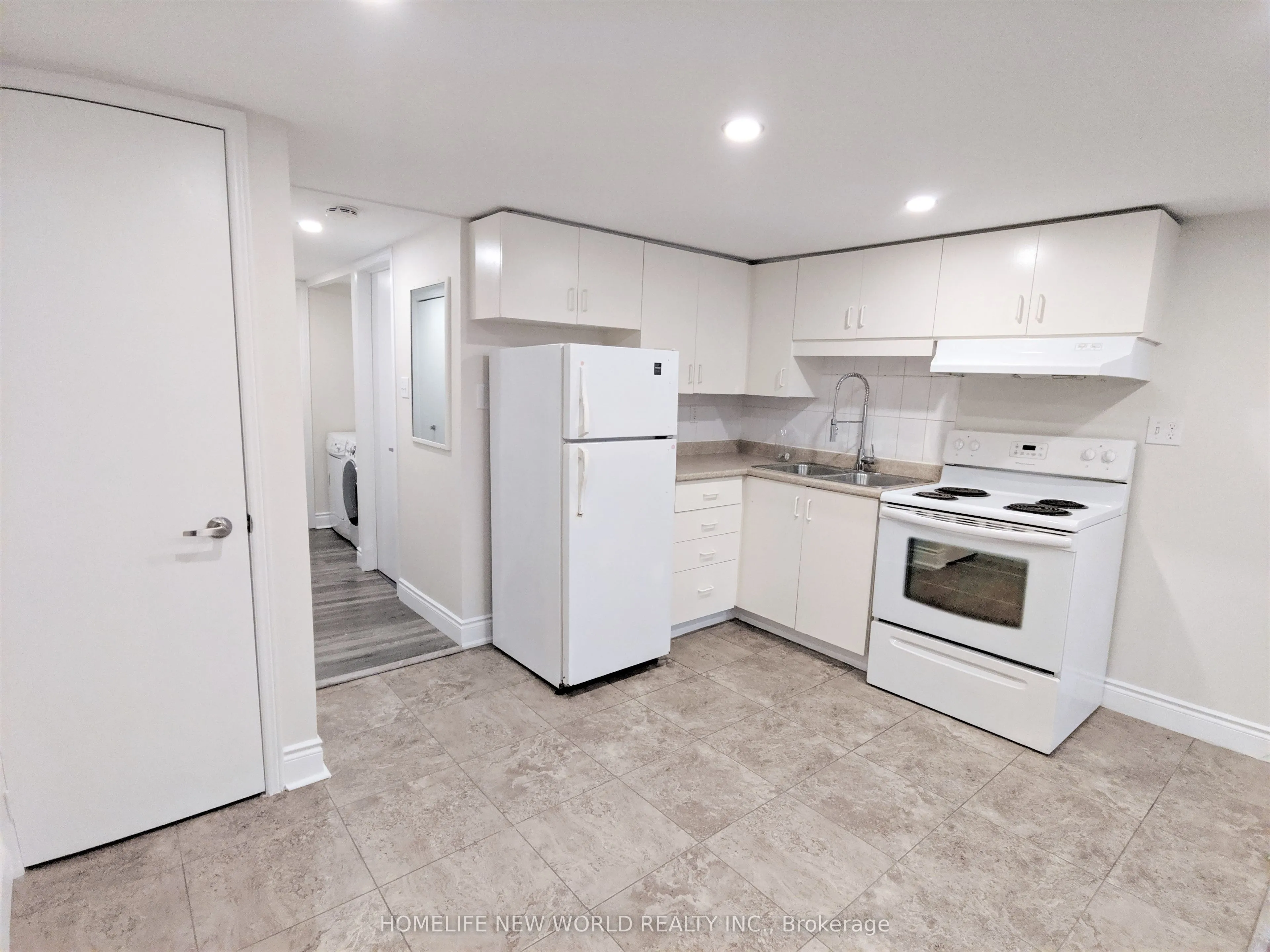 Detached Home For Lease | E13644284
