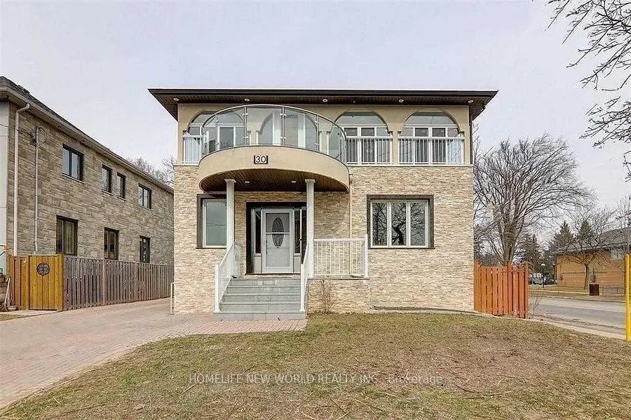 Detached Home For Lease | E13648498