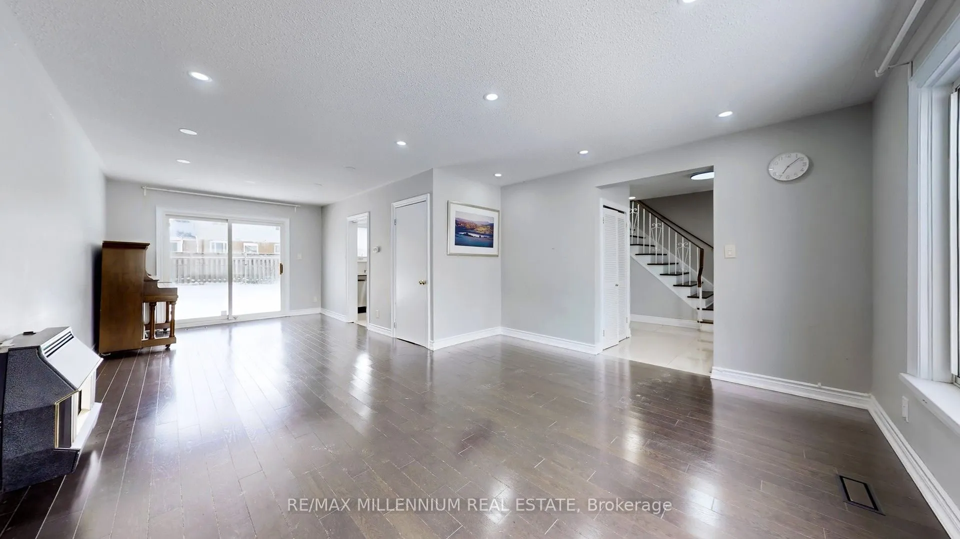 Detached Home For Lease | E13651042