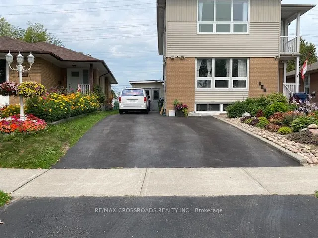 Detached Home For Lease | E13663594