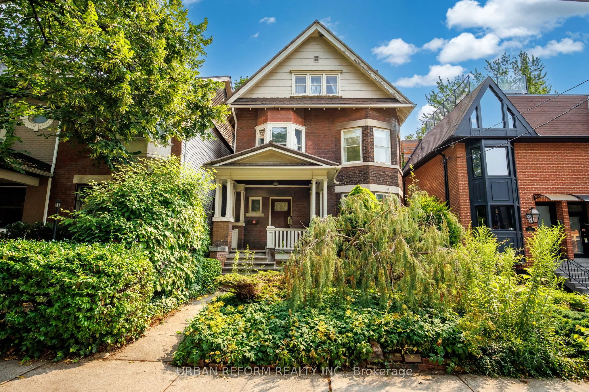 Detached Home For Sale | E13664920