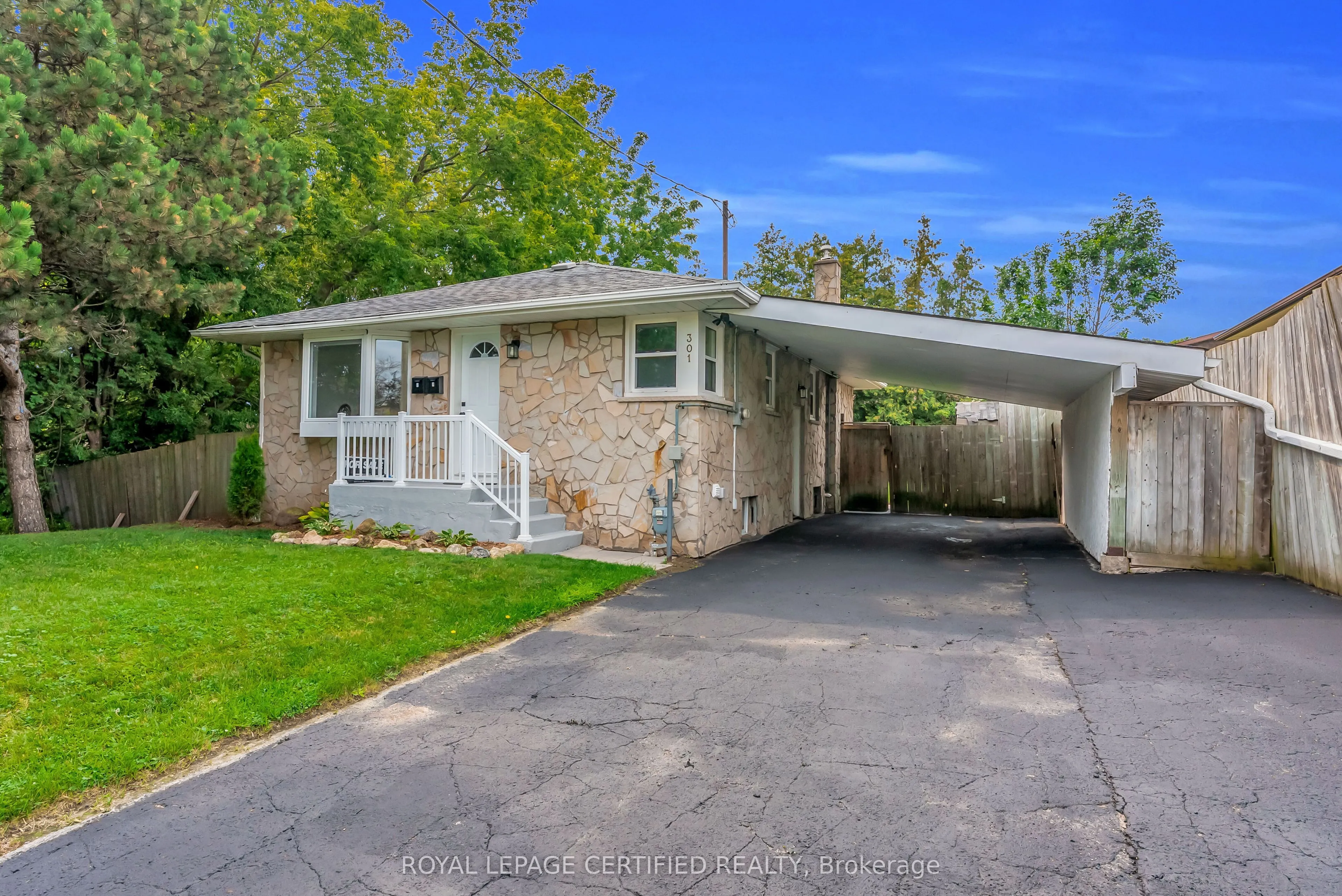 Duplex For Sale | E13666002