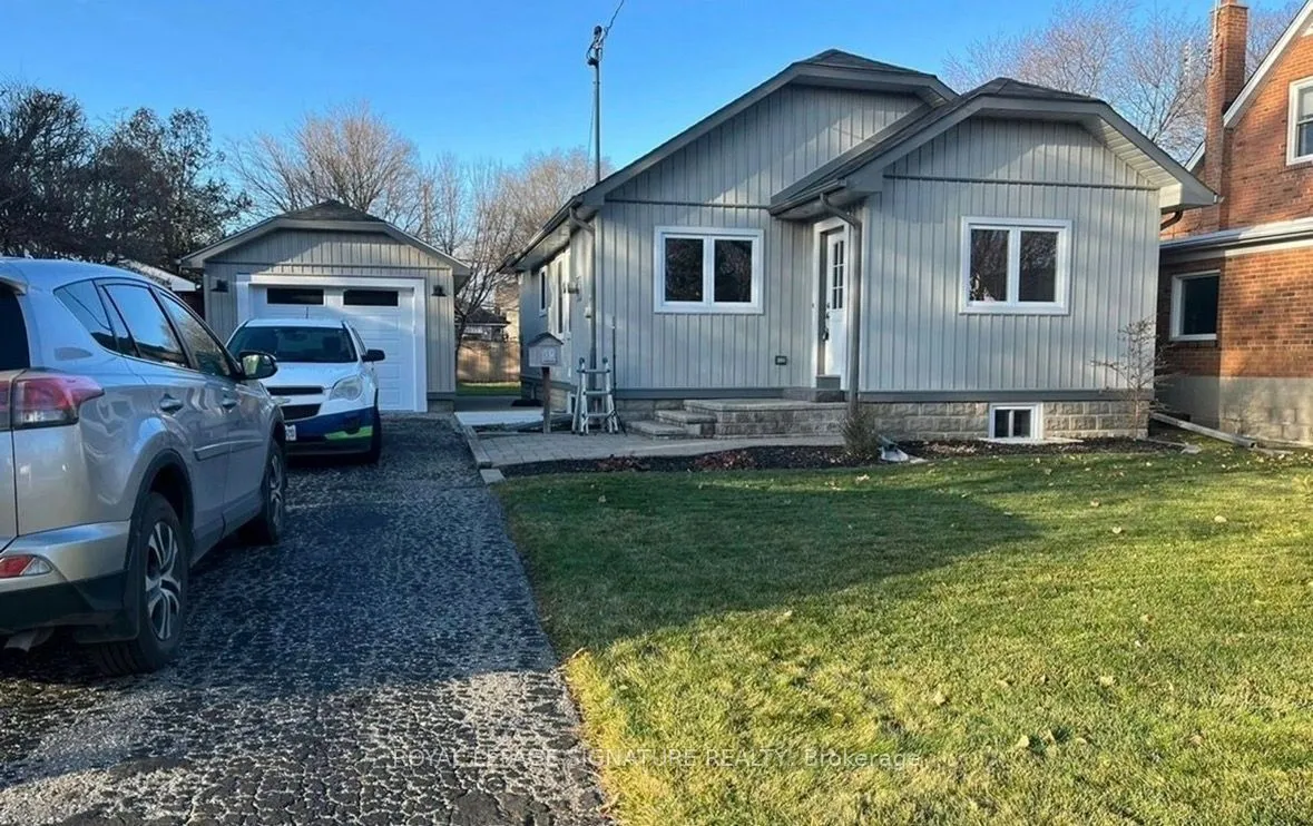 Detached Home For Lease | E13669556