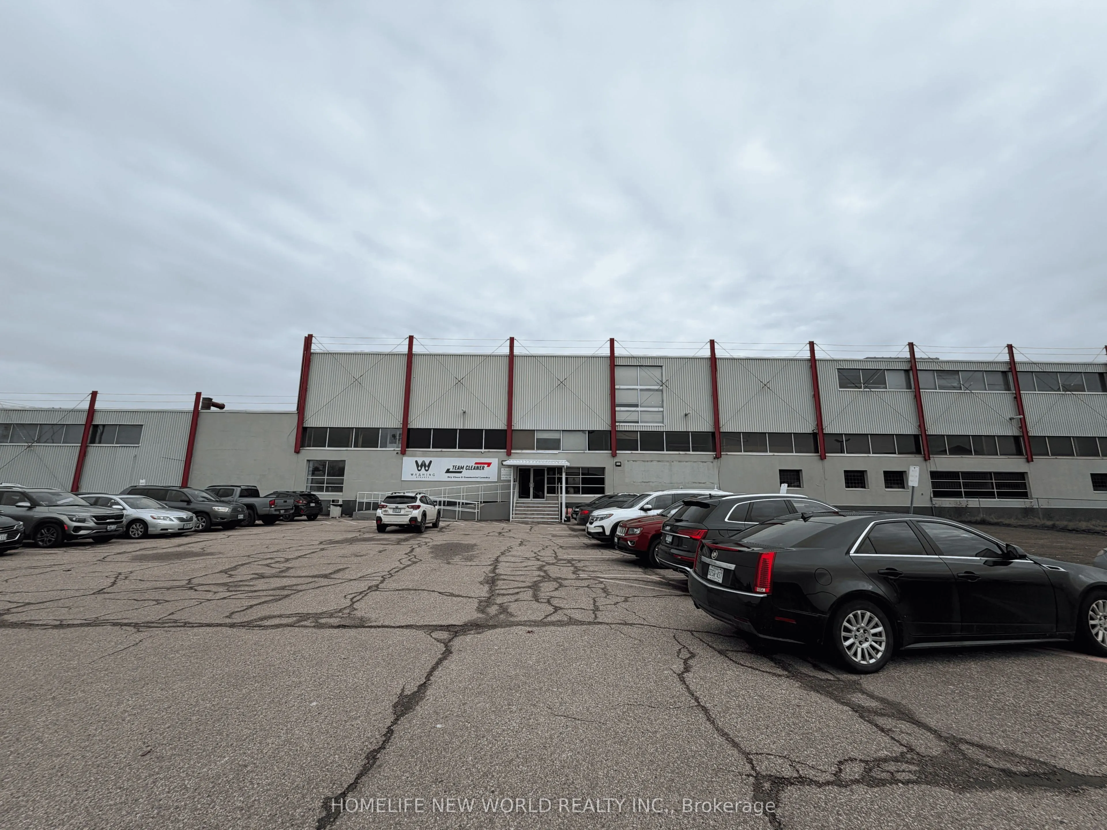 Industrial Property For Lease | E13672522
