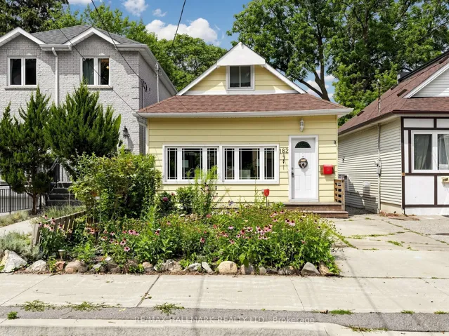 182 Holborne Avenue, Toronto E03, ON M4C 2R8