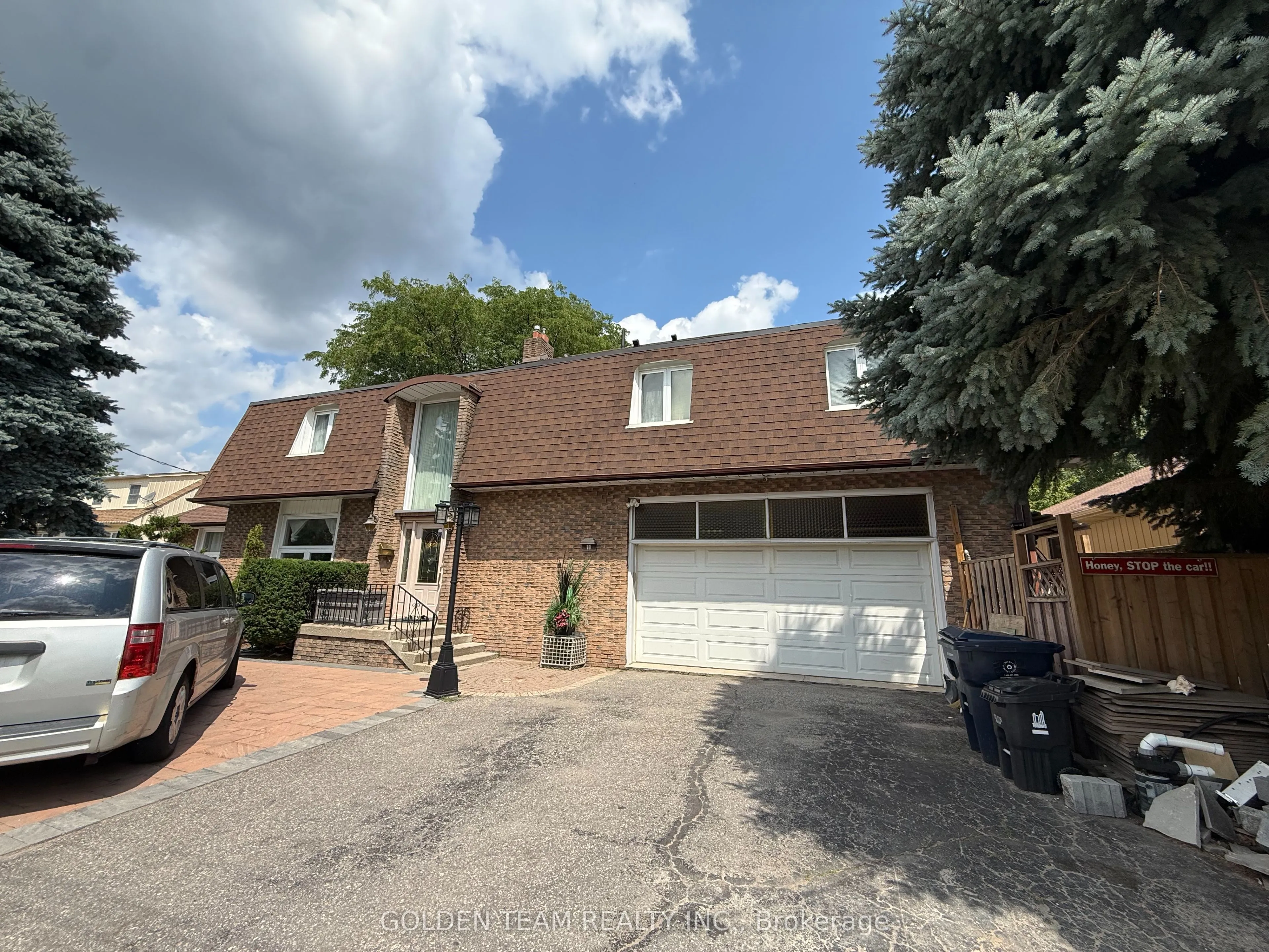 Detached Home For Lease | E13679398