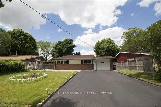 Detached Home For Lease | E13679936