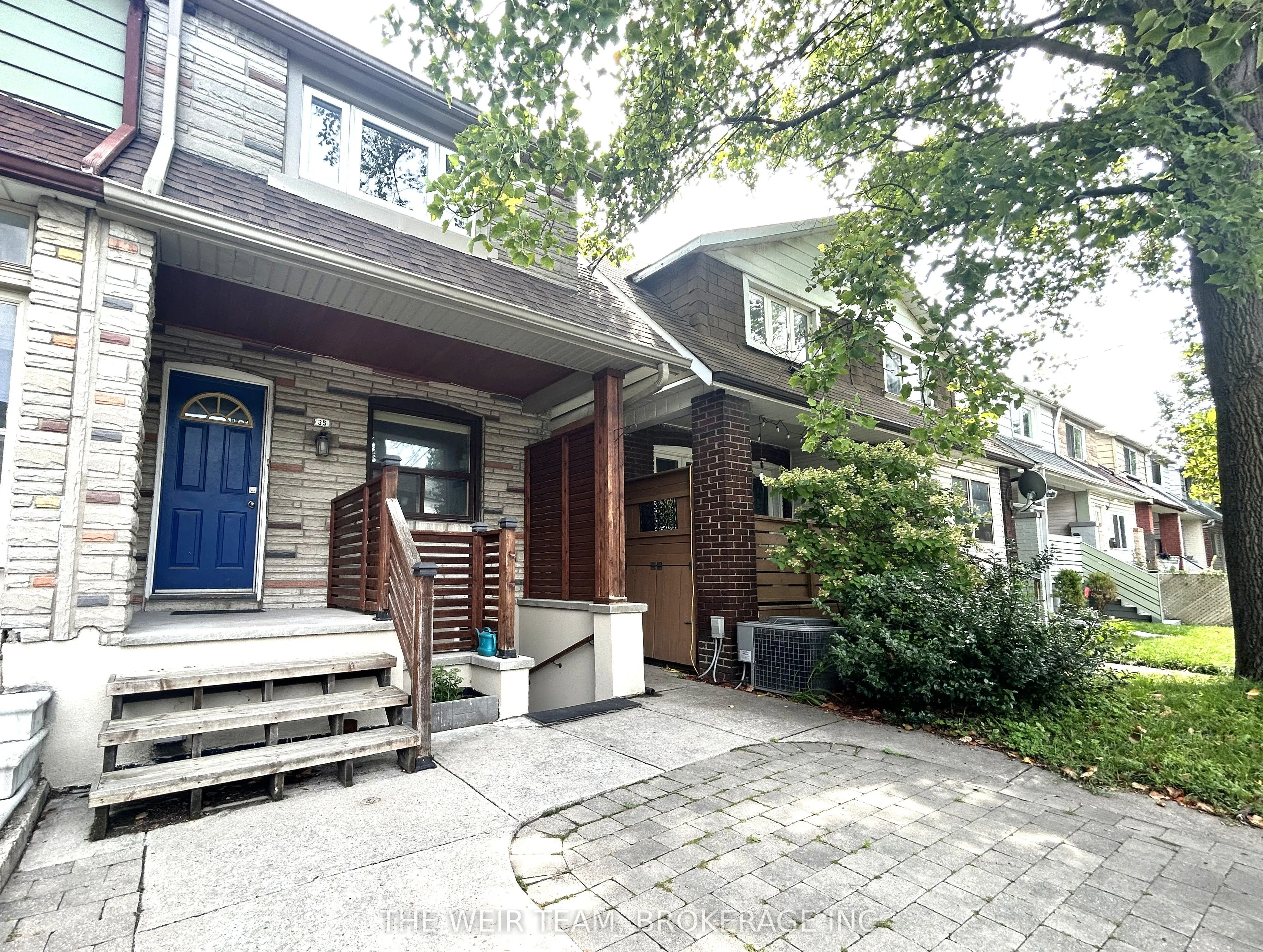 Triplex For Lease | E13680030