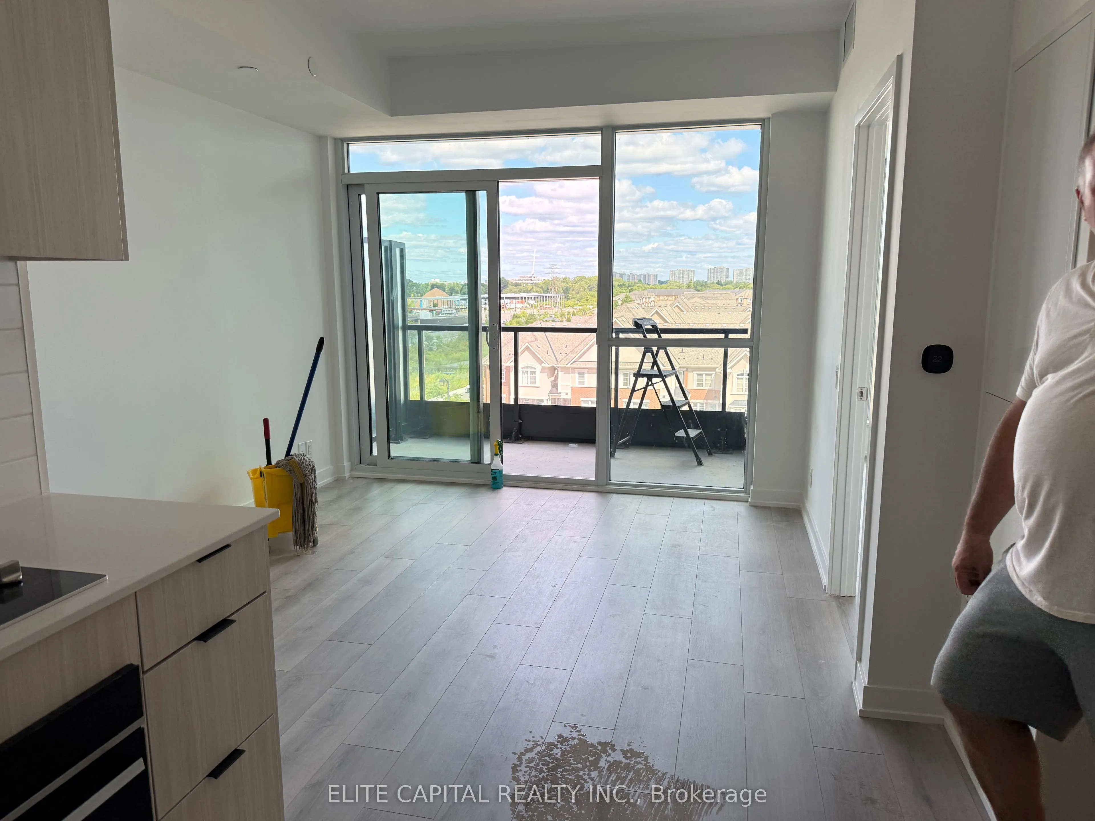 Property For Lease | E13685492