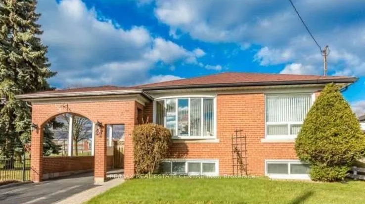 22 Beran Drive, Toronto E09, ON M1G 1G1