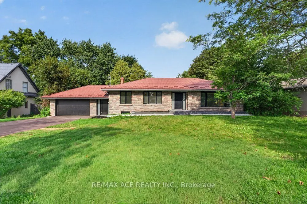 Detached Home For Lease | E13688156
