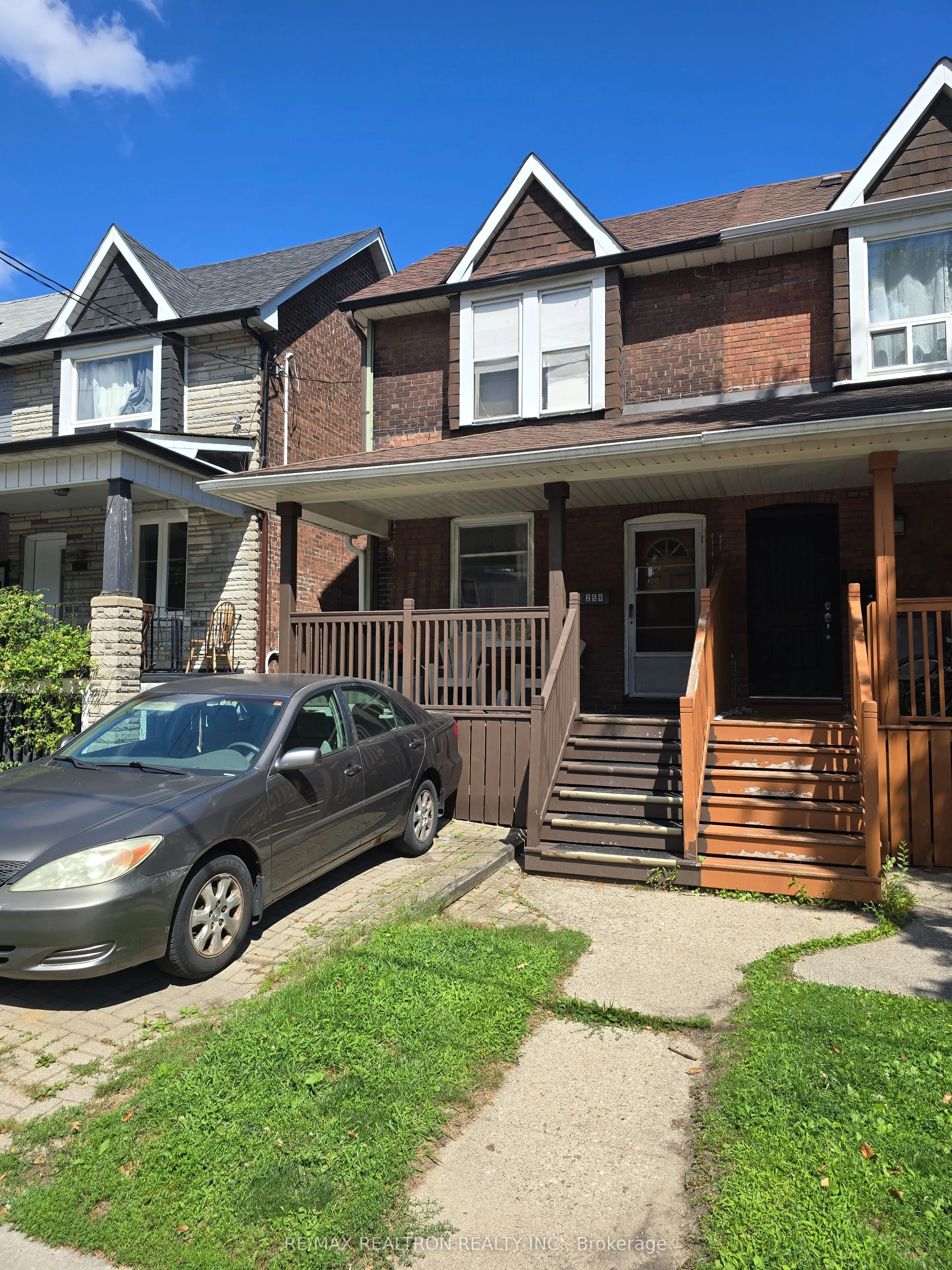 Semi-Detached Home For Sale | E13688554