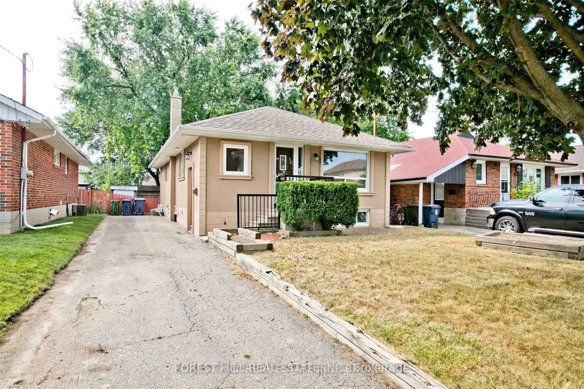 Detached Home For Lease | E13689500