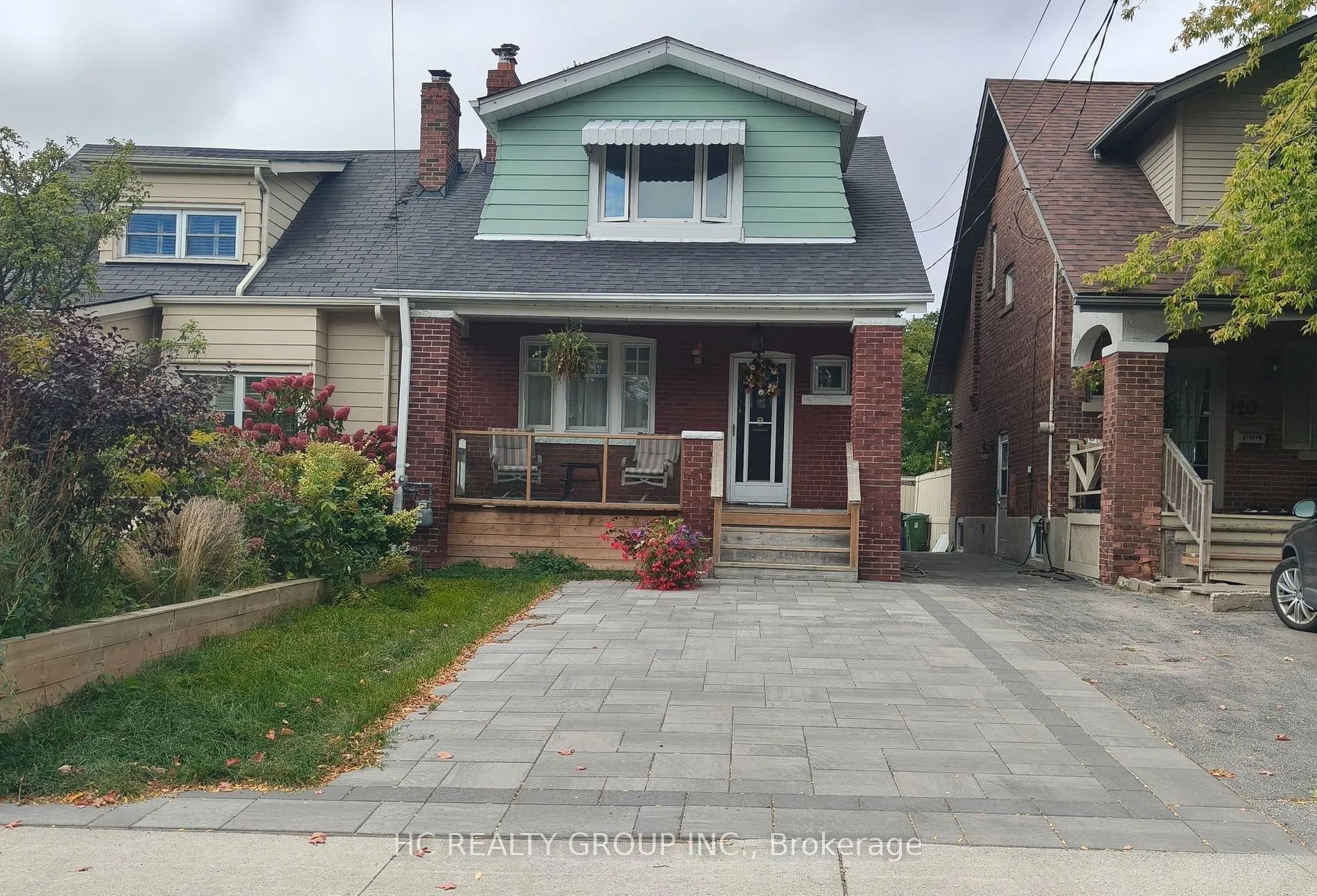 Detached Home For Lease | E13690806
