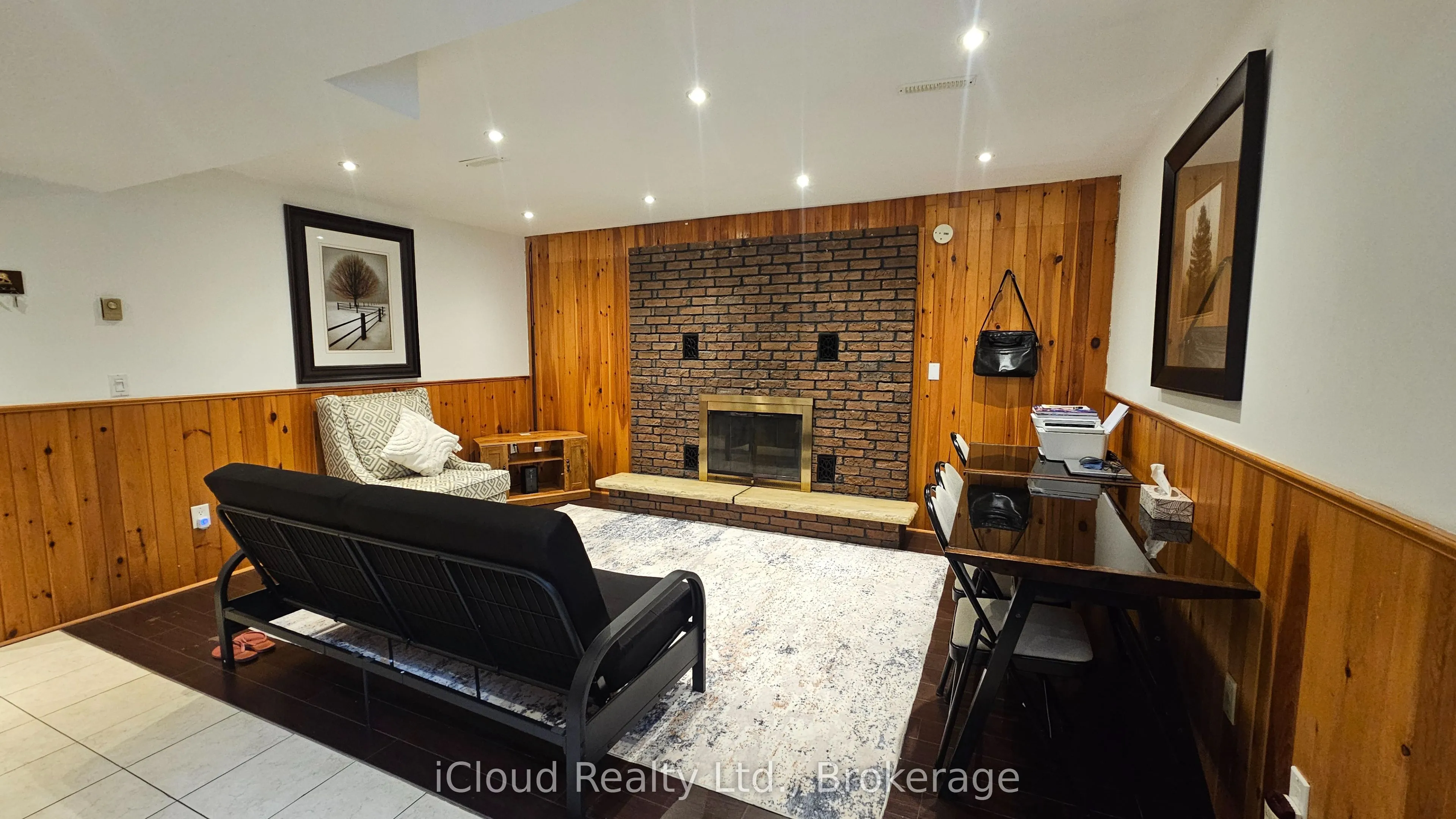 Detached Home For Lease | E13693140