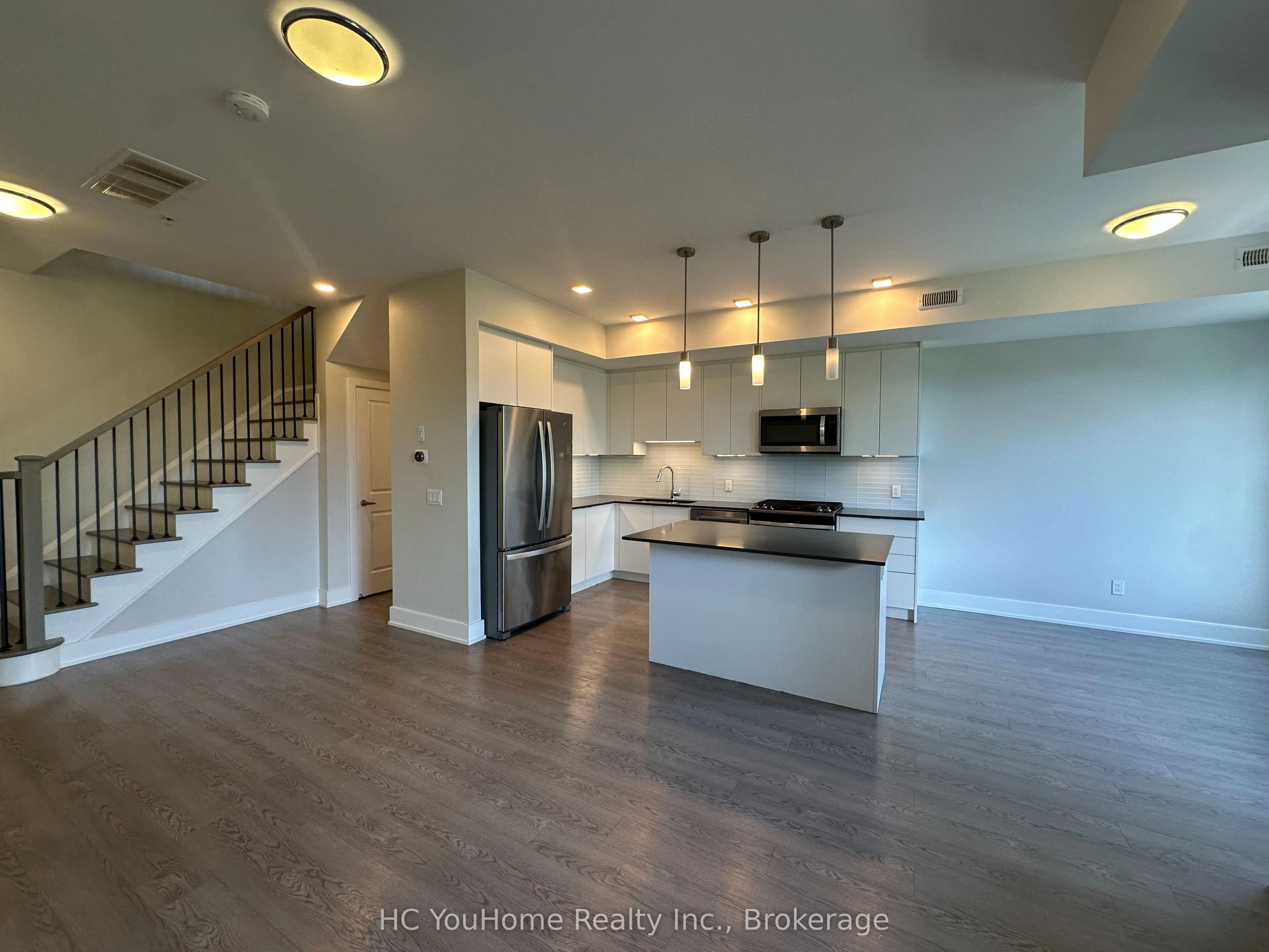 Property For Lease | E13693418