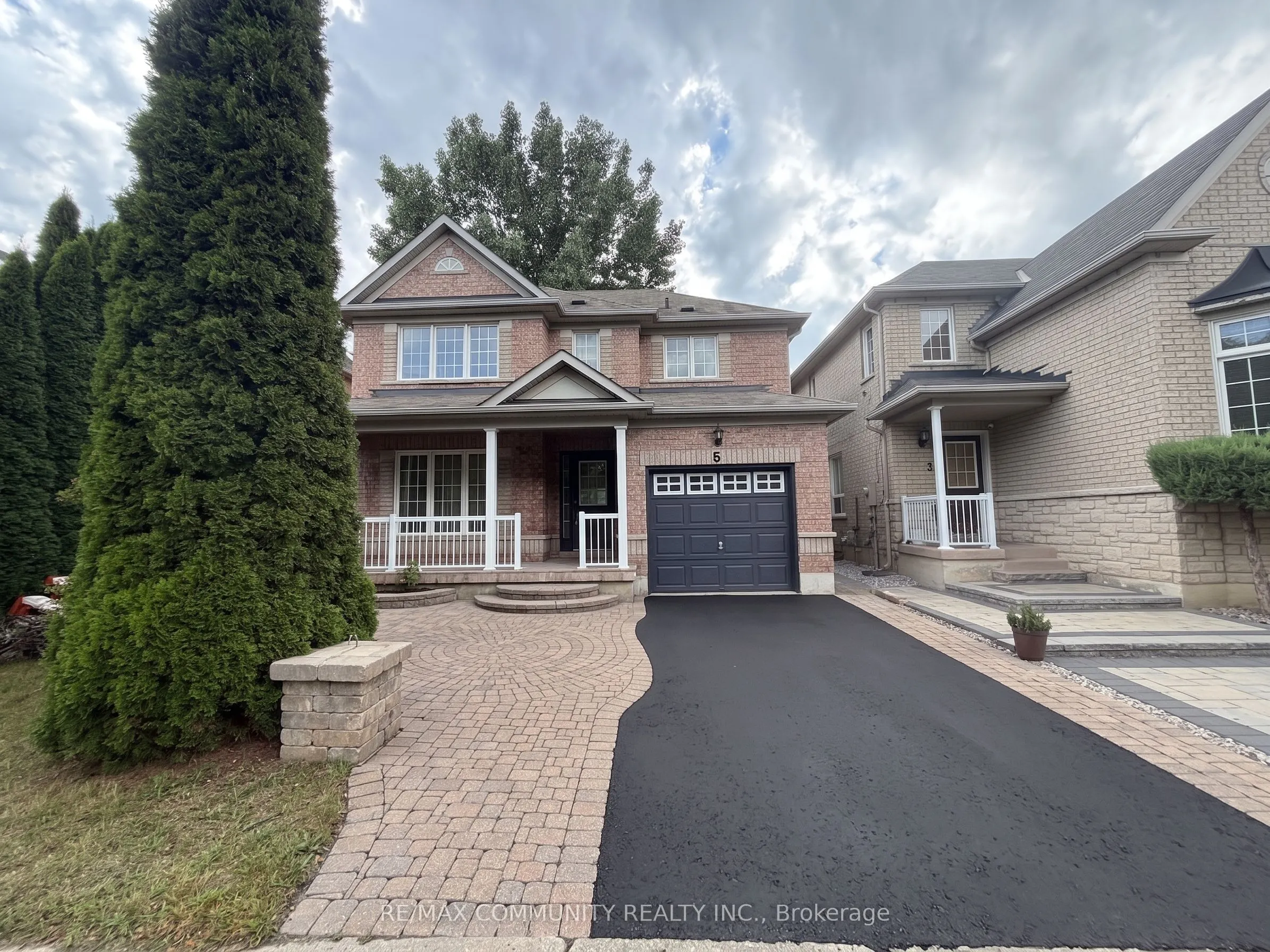 Detached Home For Sale | E13696868