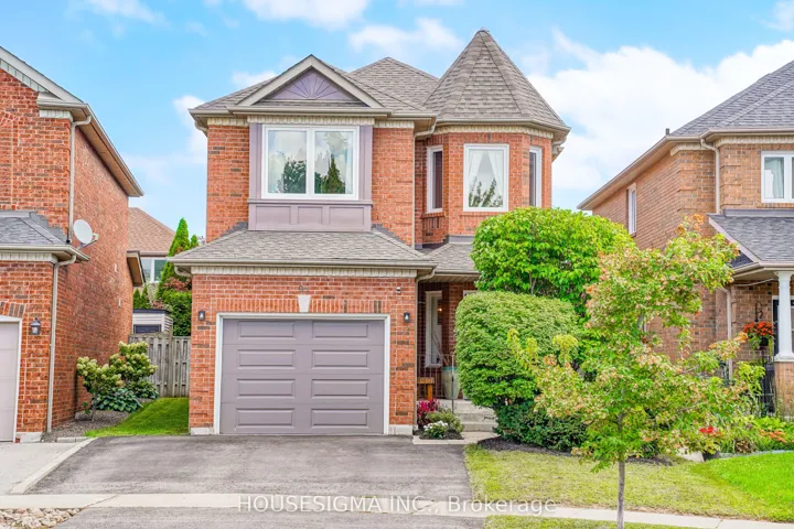 97 Bach Avenue, Whitby, ON L1R 2P8