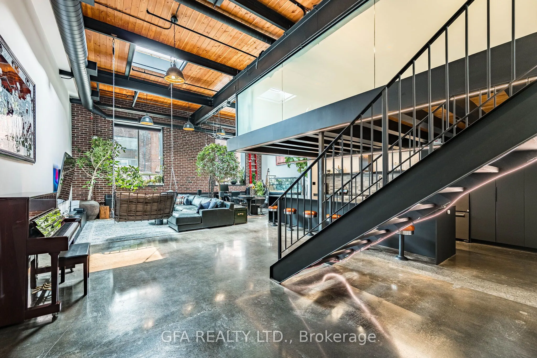 Property For Lease | E13699448