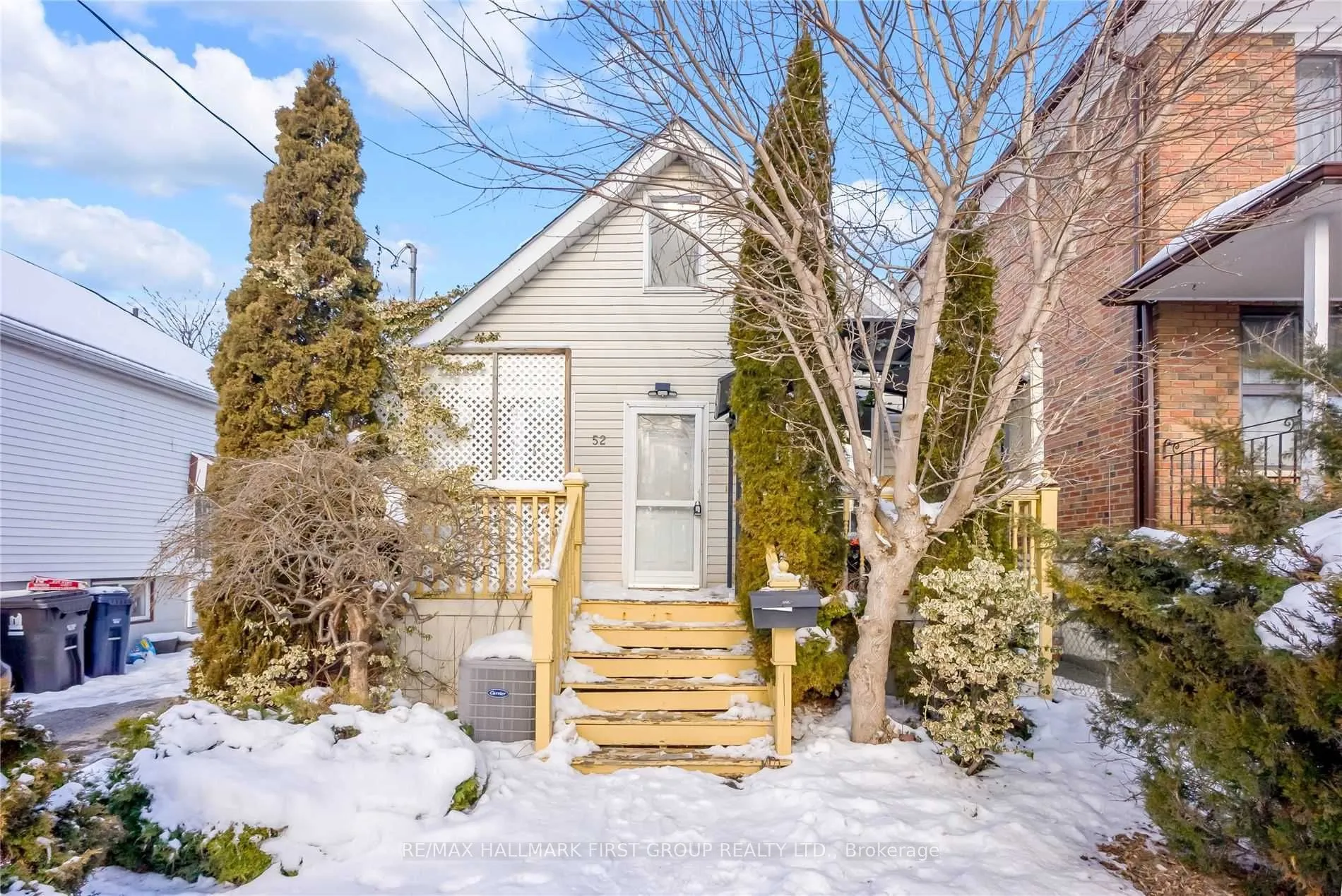 Detached Home For Lease | E13703152