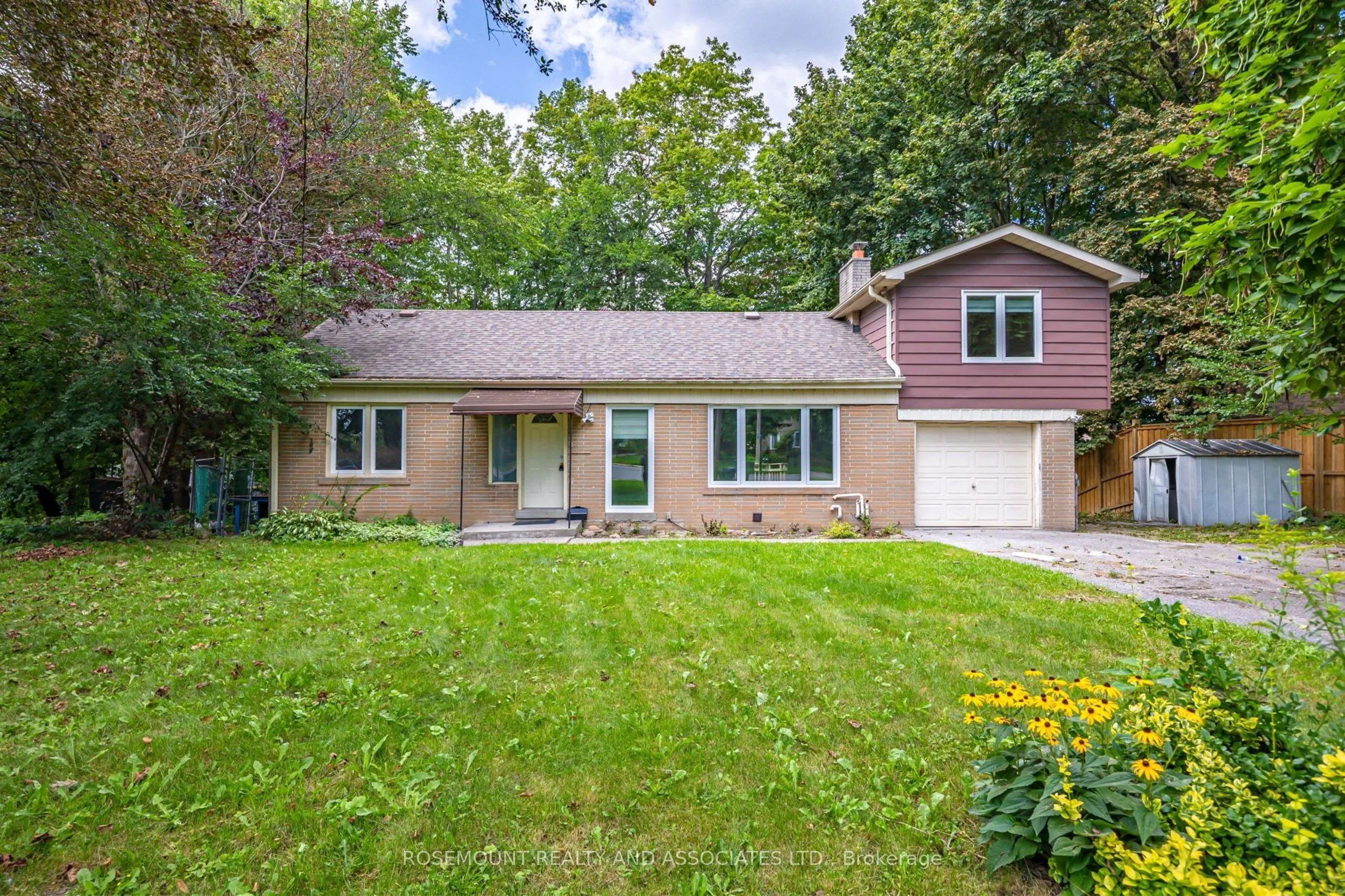 Detached Home For Lease | E13705004