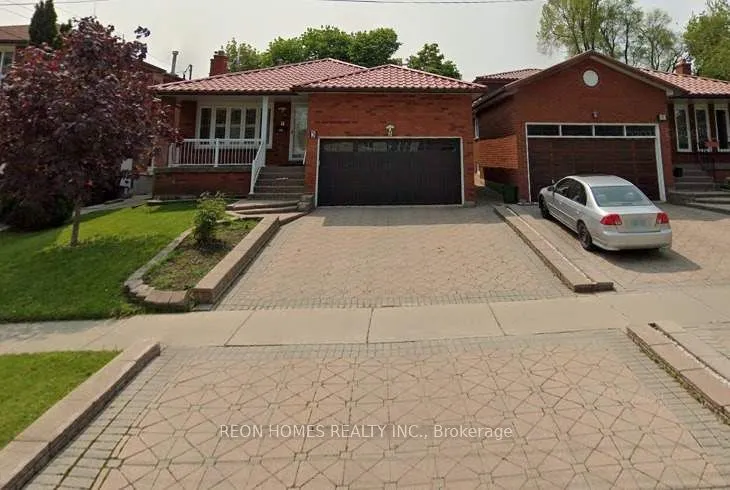 Detached Home For Lease | E13706324