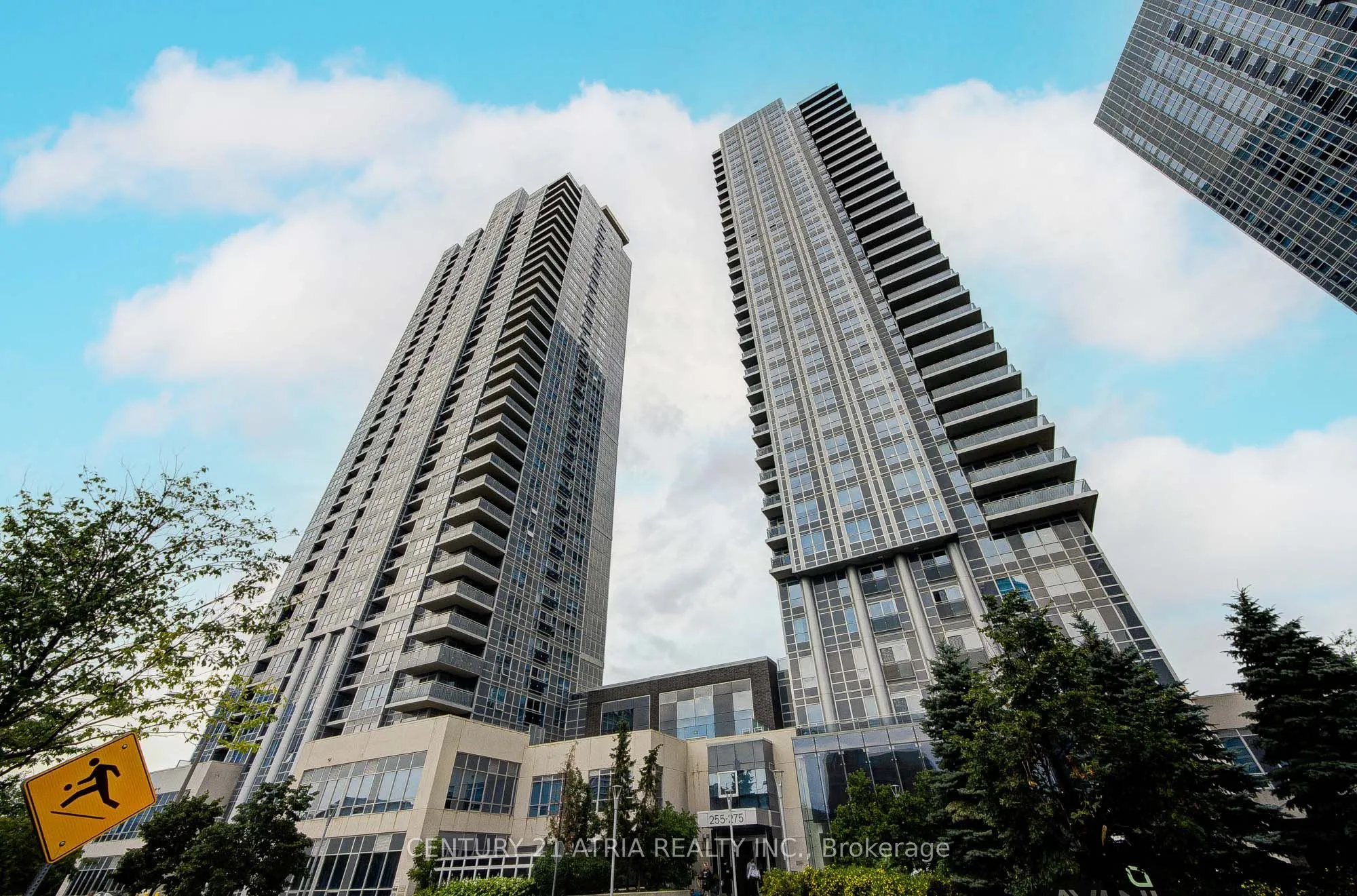 Property For Lease | E13706746