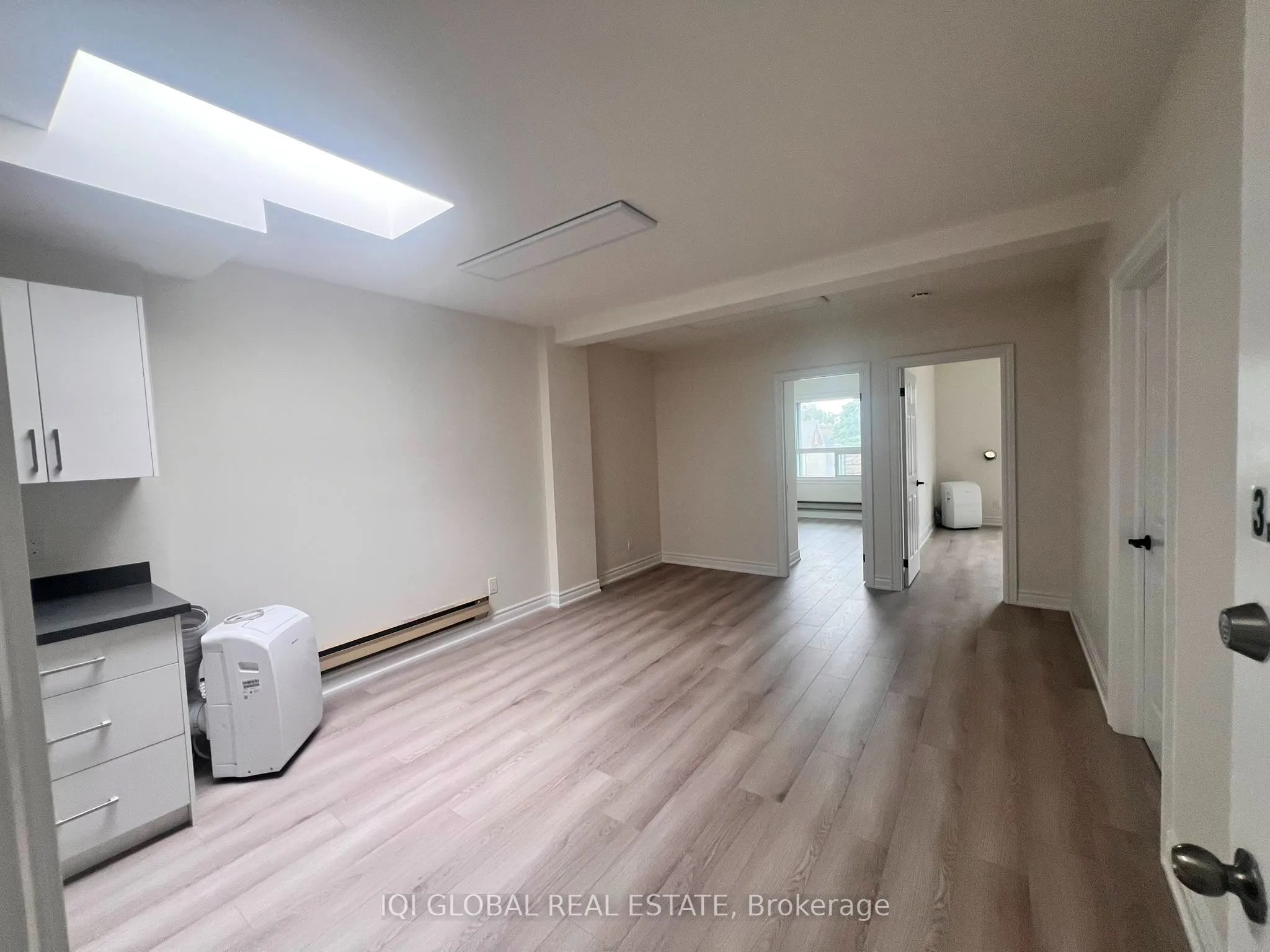 Cottage For Lease | E13708876
